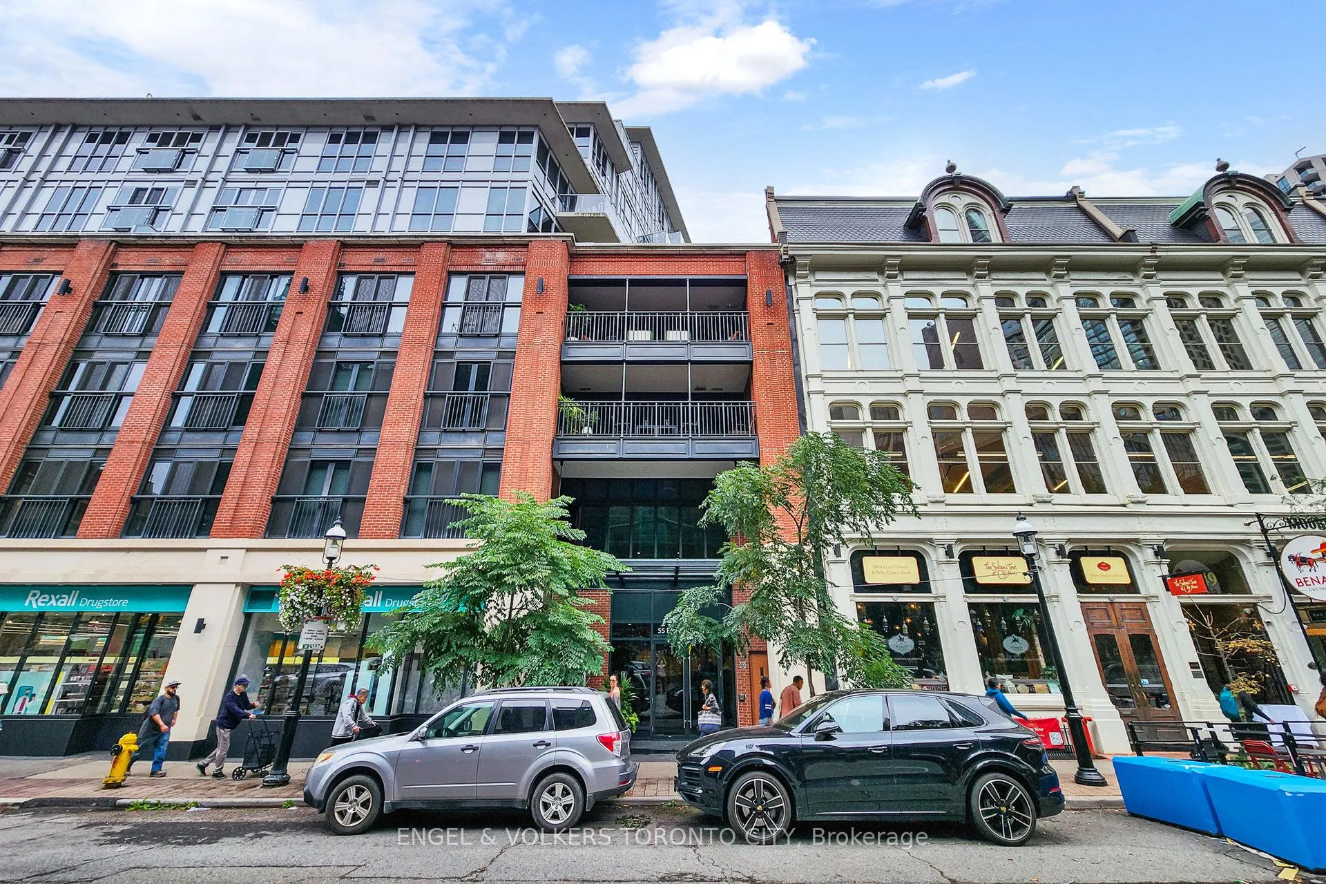 55 Front Street E, #521