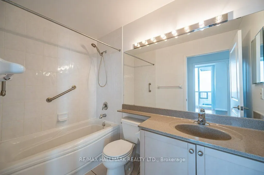 4968 Yonge Street, #Ph305