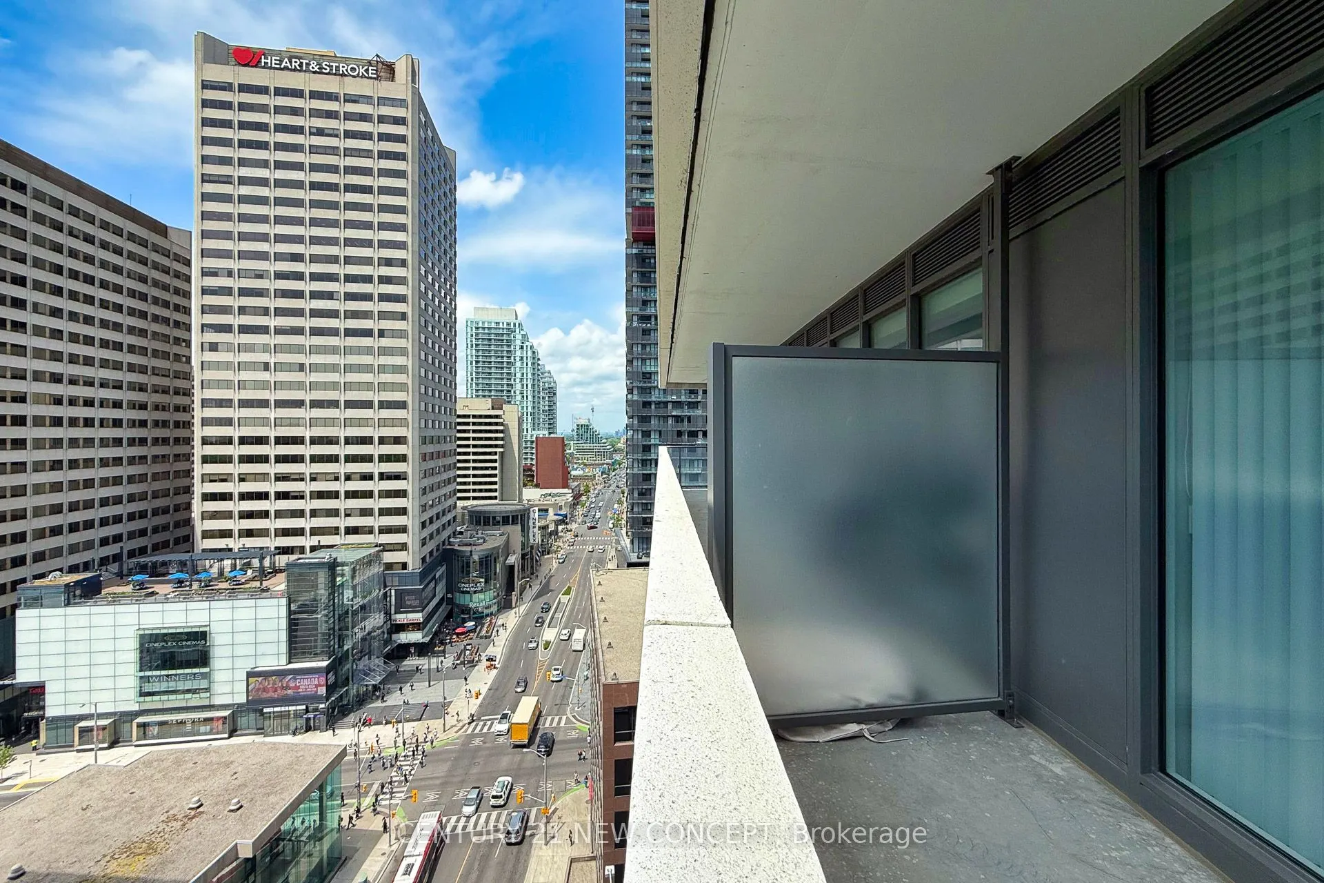2221 Yonge Street, #1408