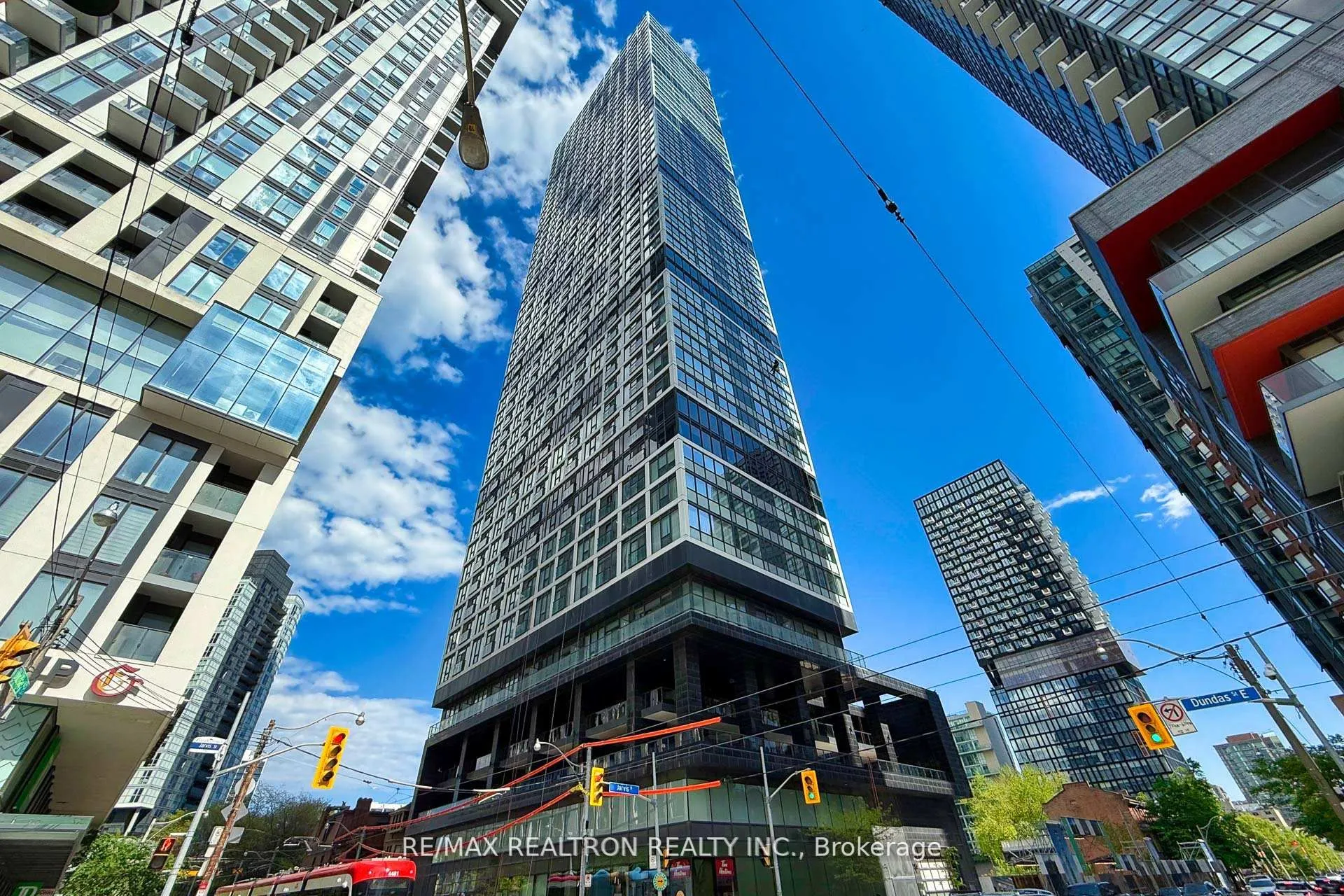 181 Dundas Street E, #5507