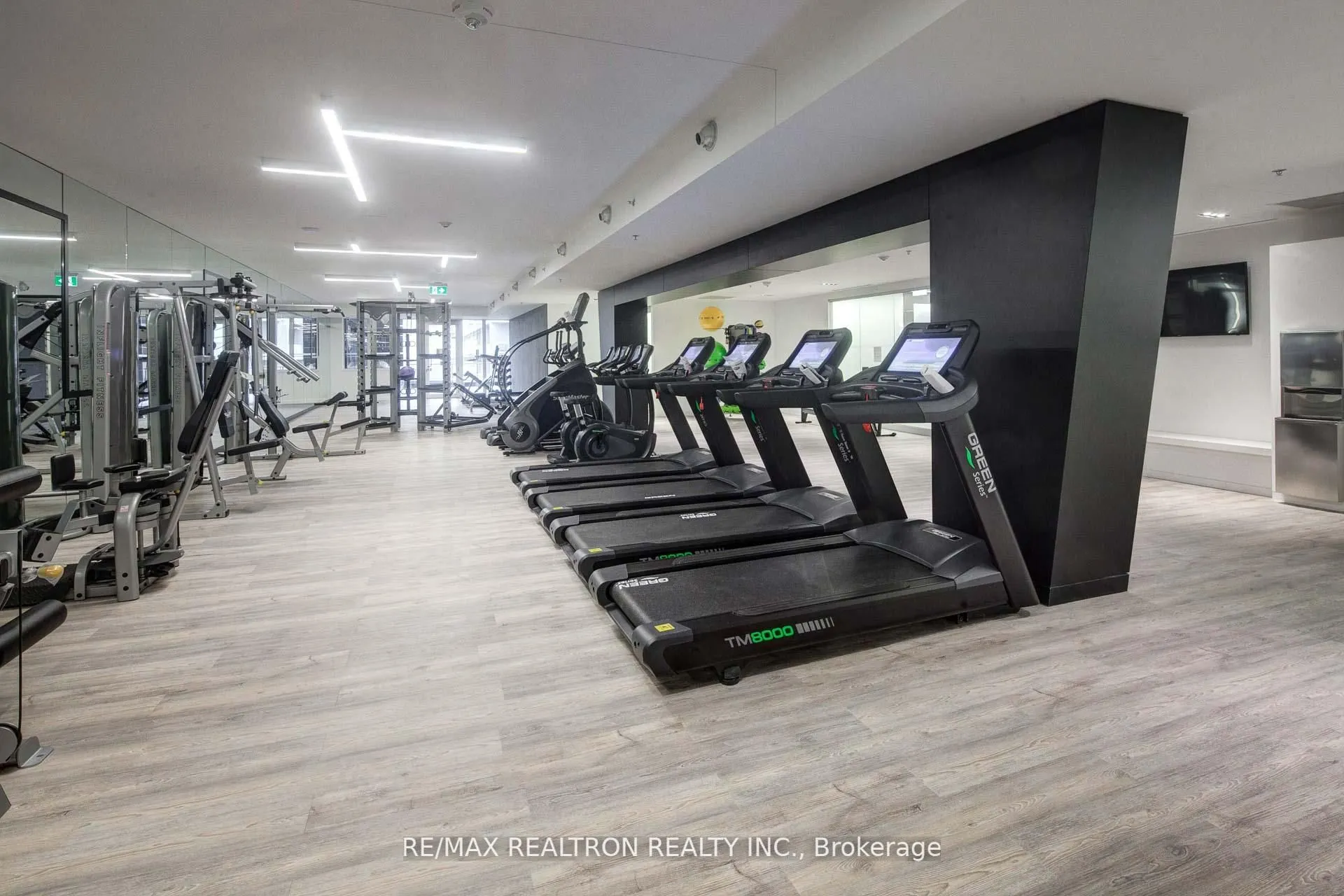 181 Dundas Street E, #5507