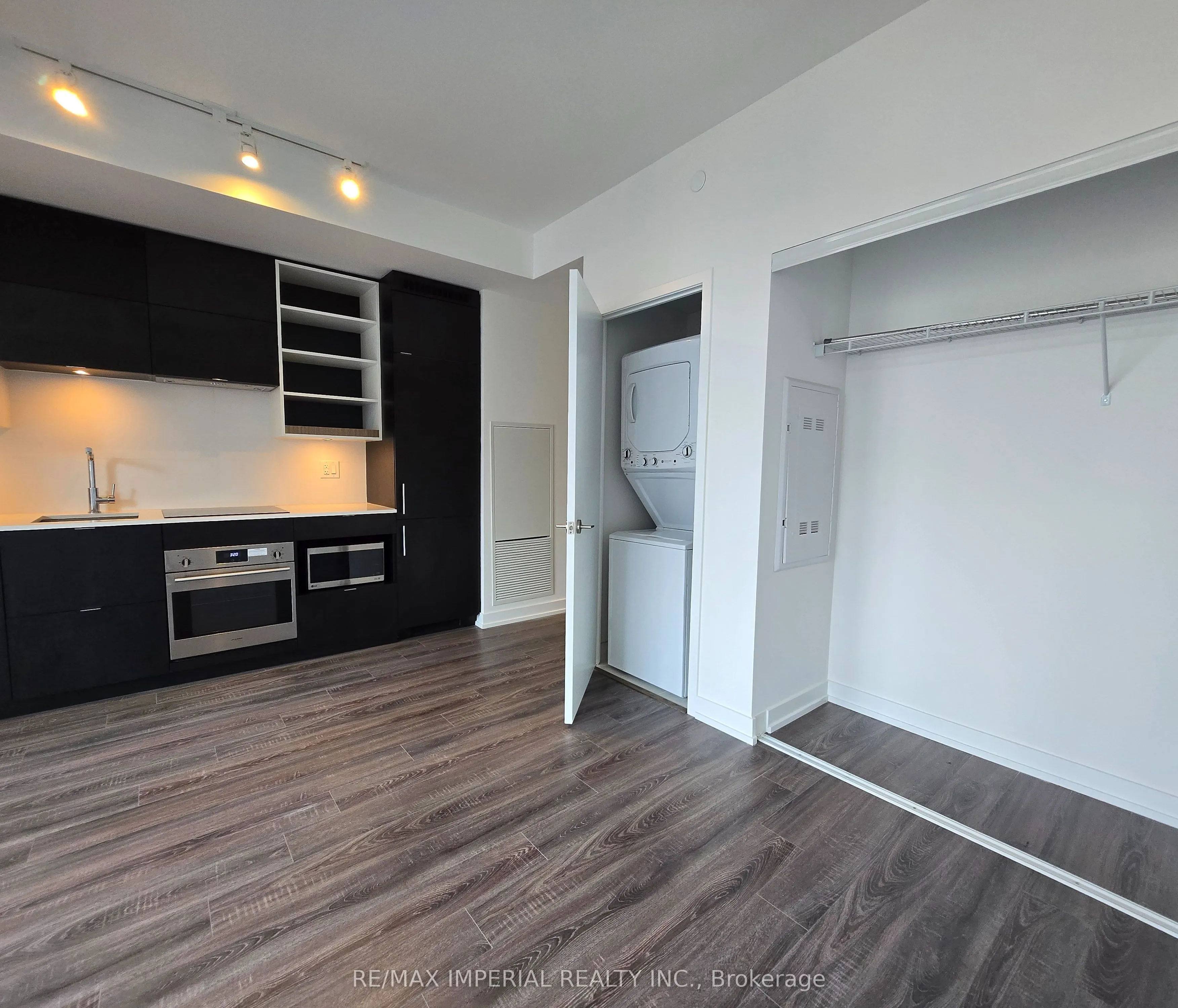 20 Edward Street, #1501