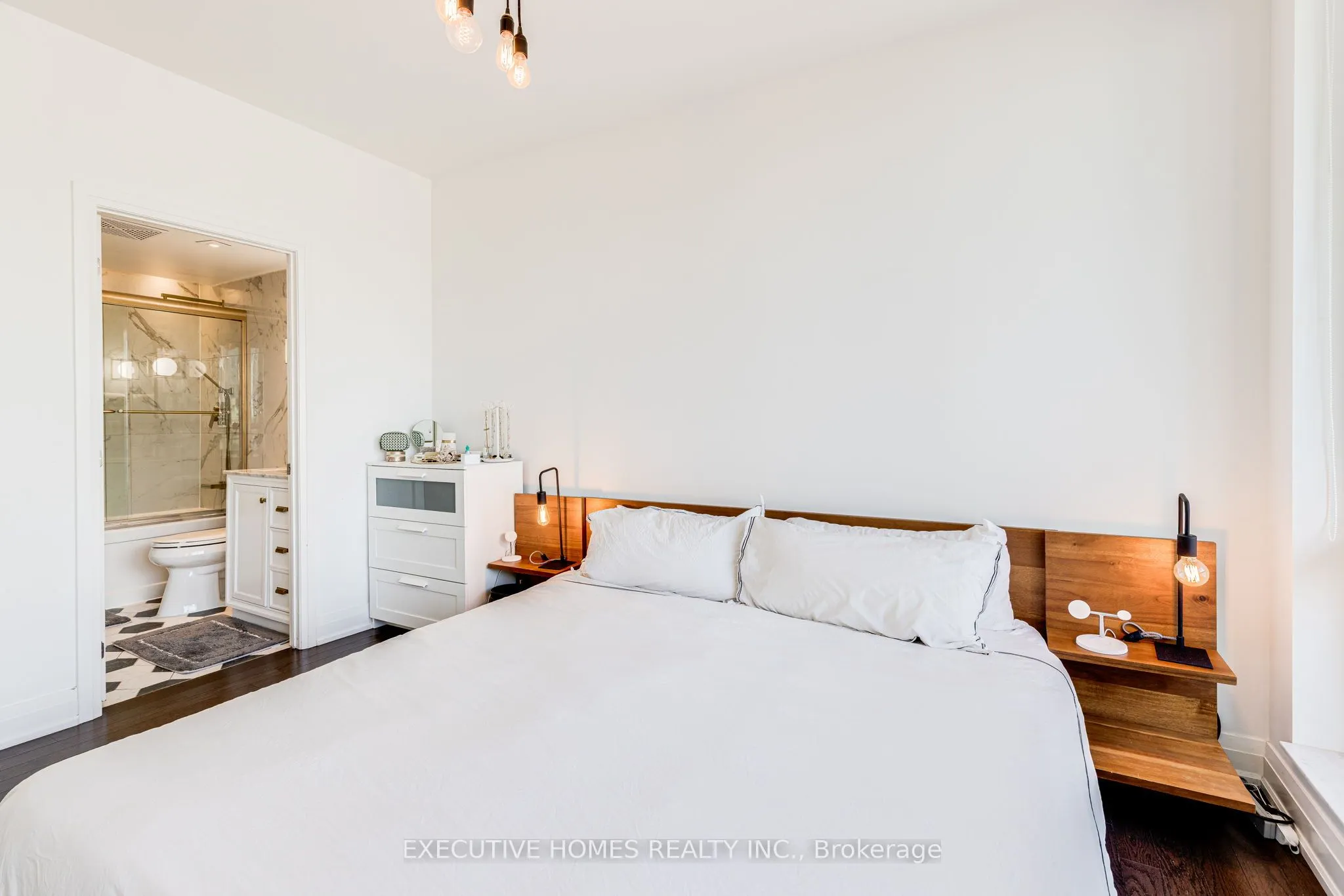 80 John Street, #2912