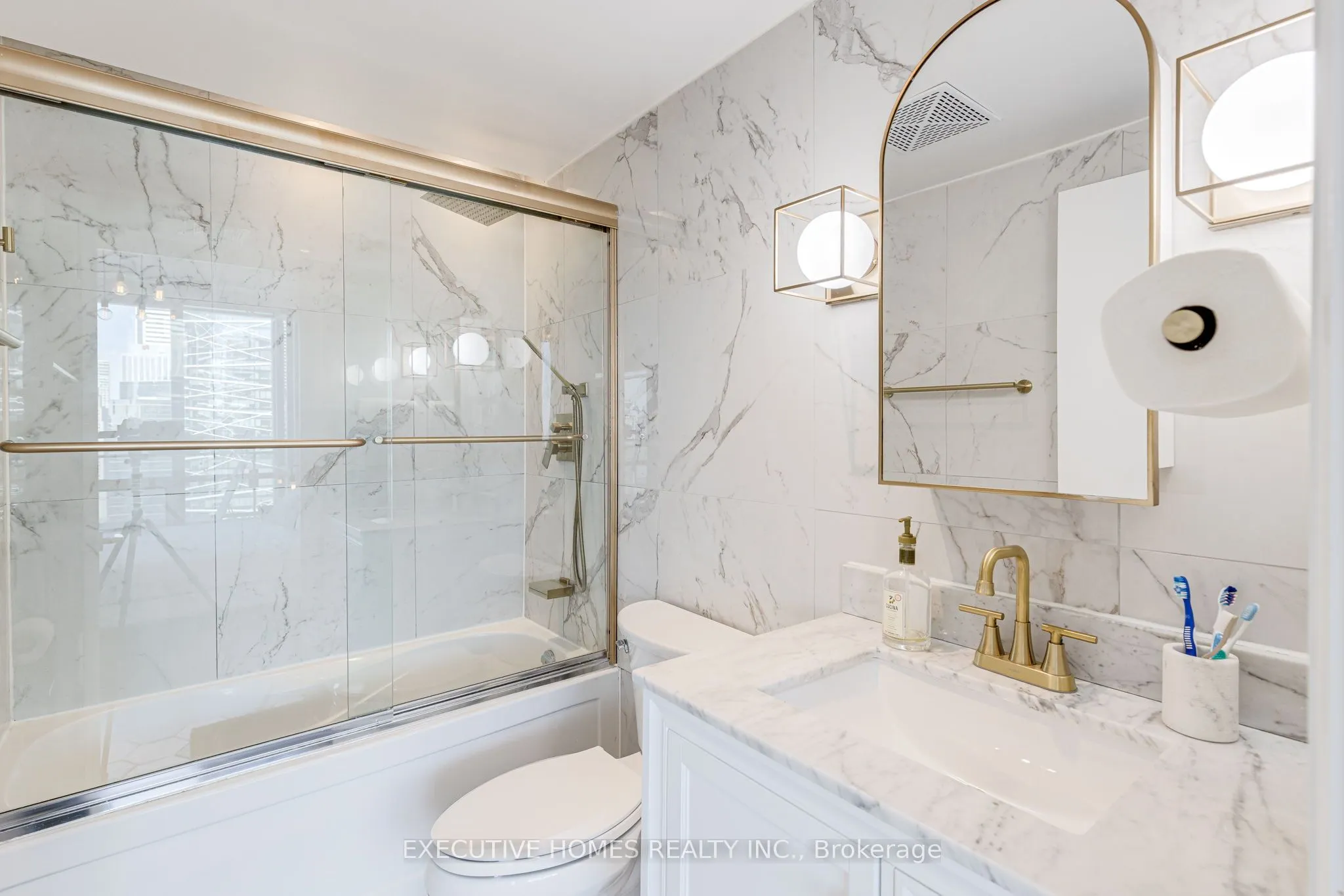 80 John Street, #2912