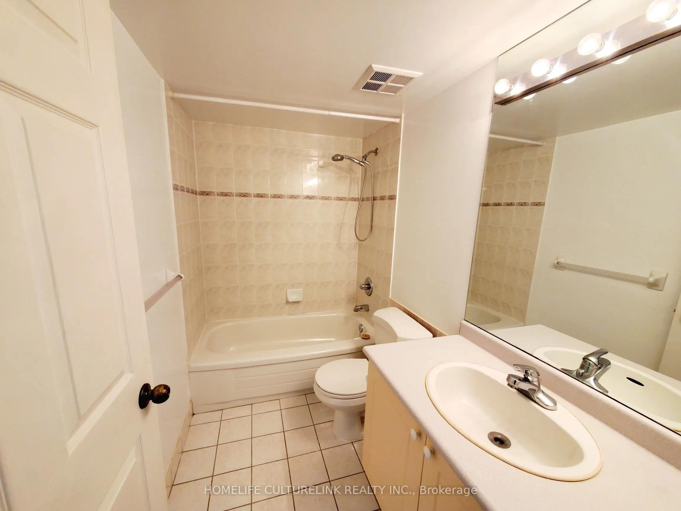256 Doris Avenue, #Ph208