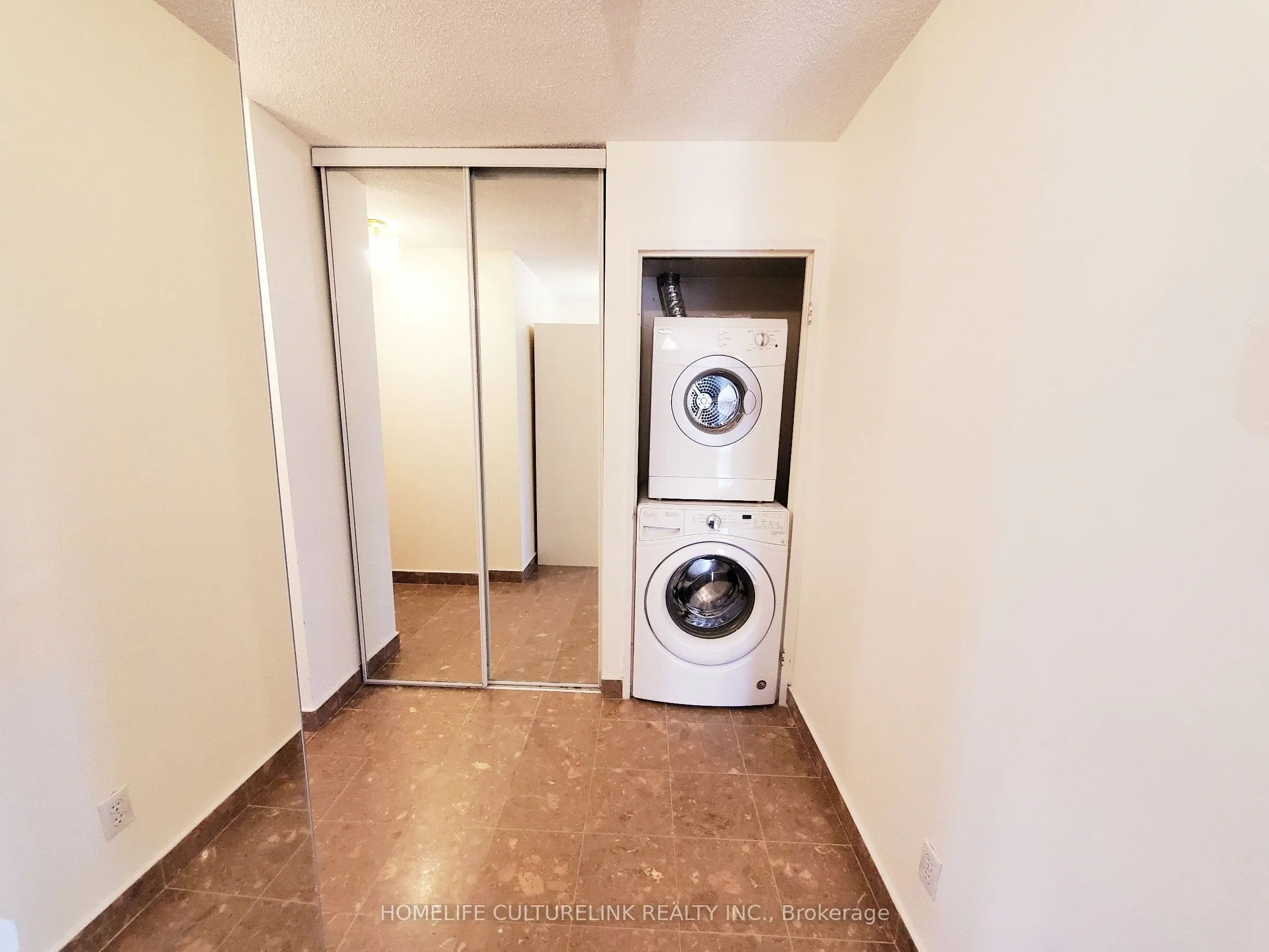 256 Doris Avenue, #Ph208