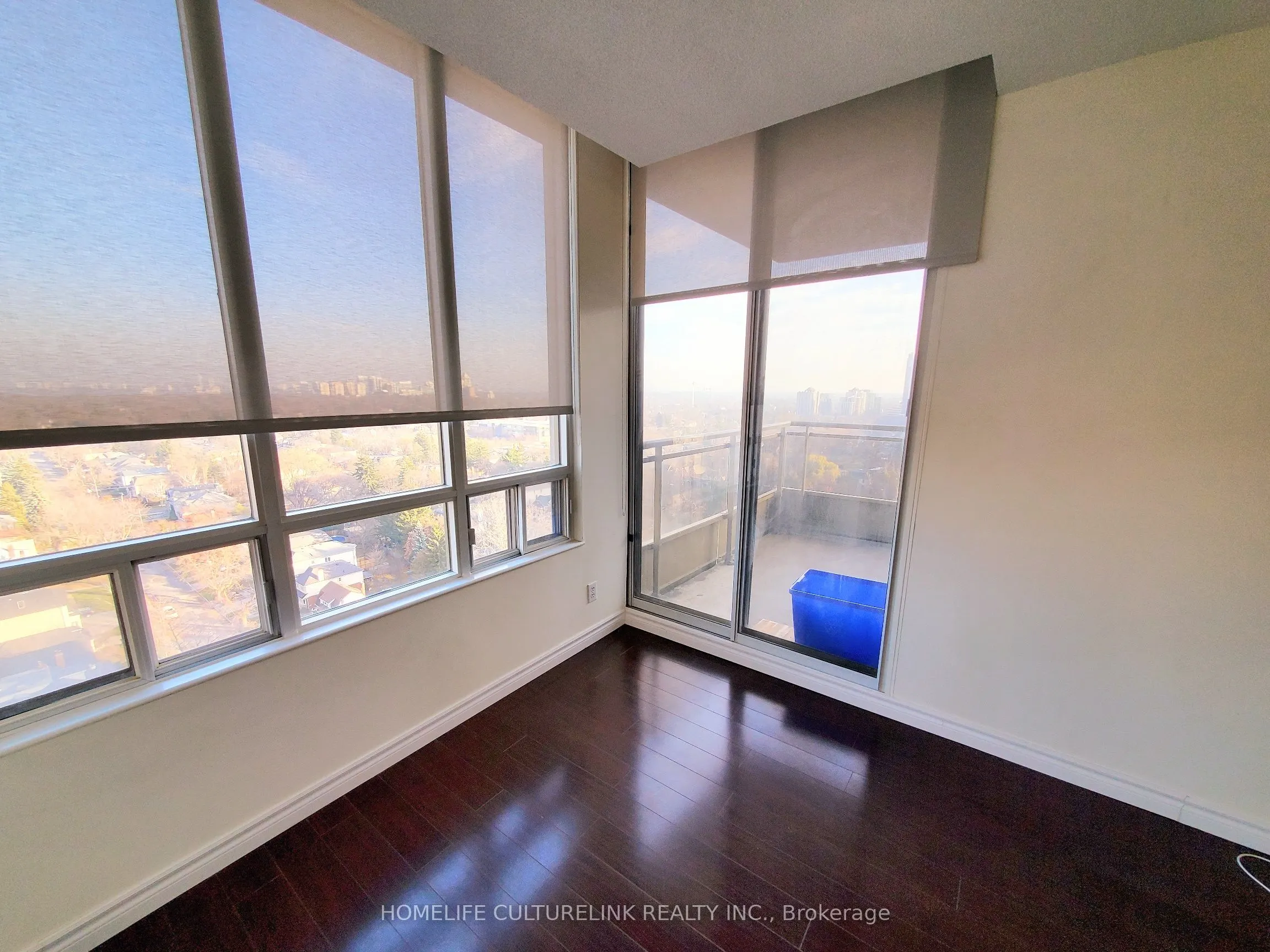256 Doris Avenue, #Ph208