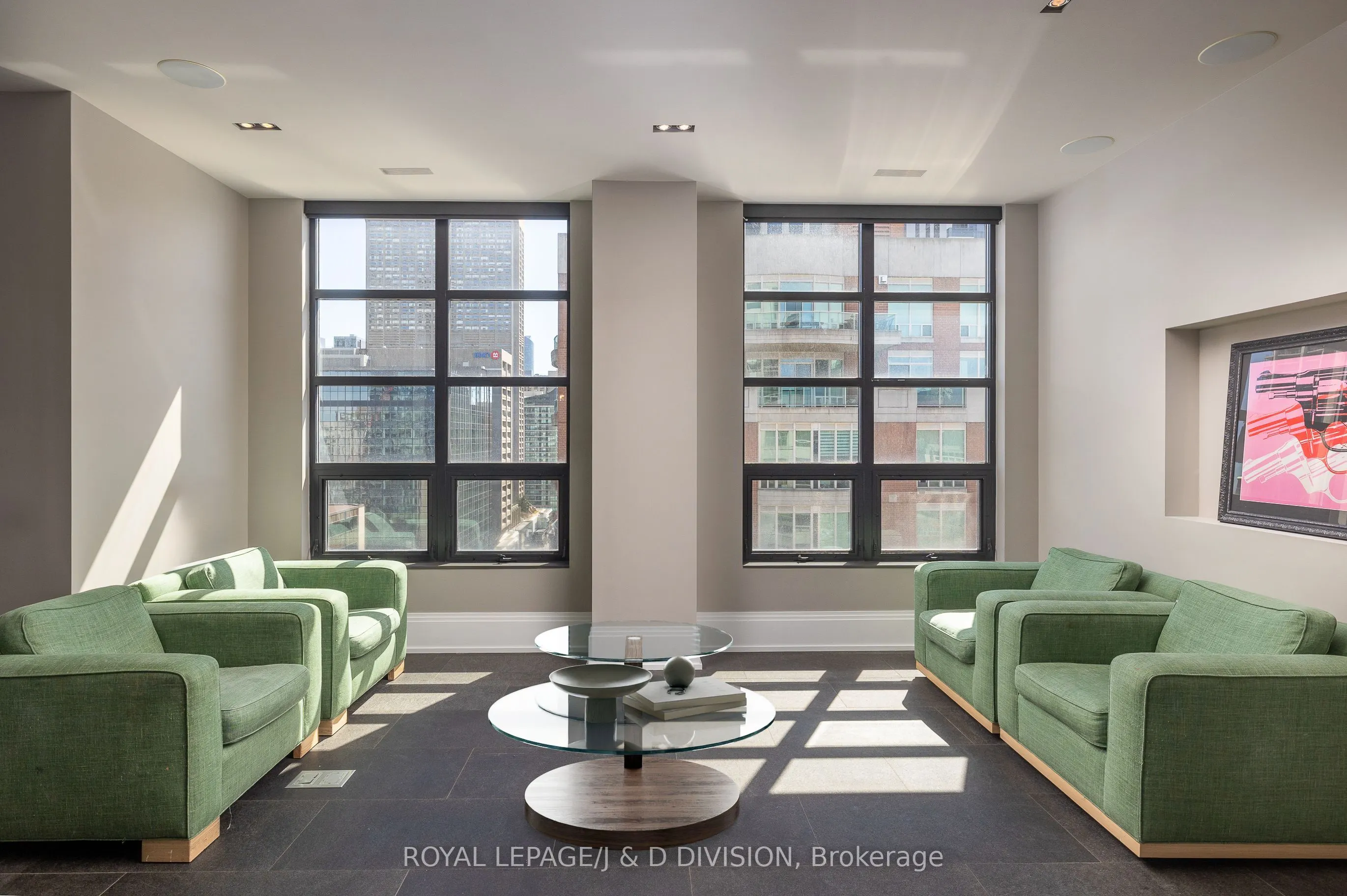 68 Yorkville Avenue, #1601