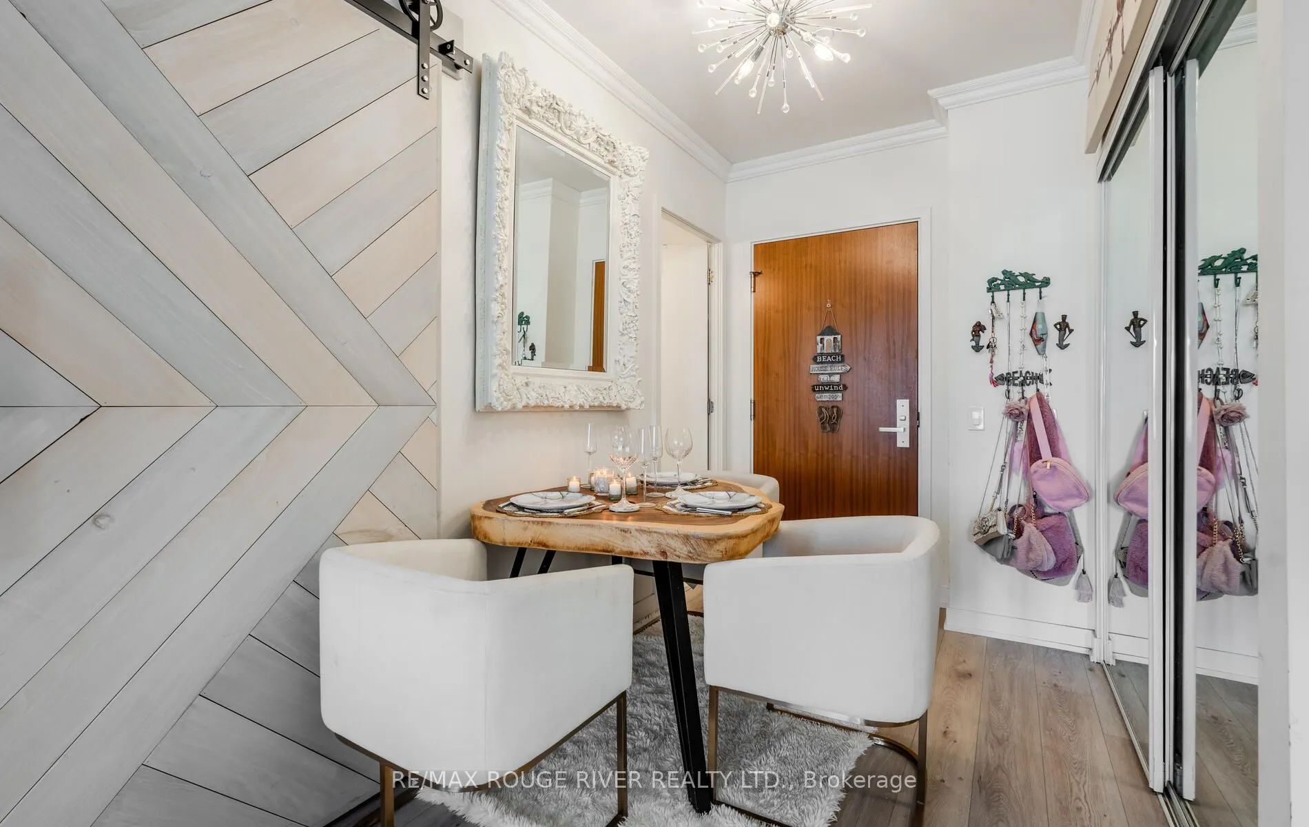 15 Queens Quay E, #921