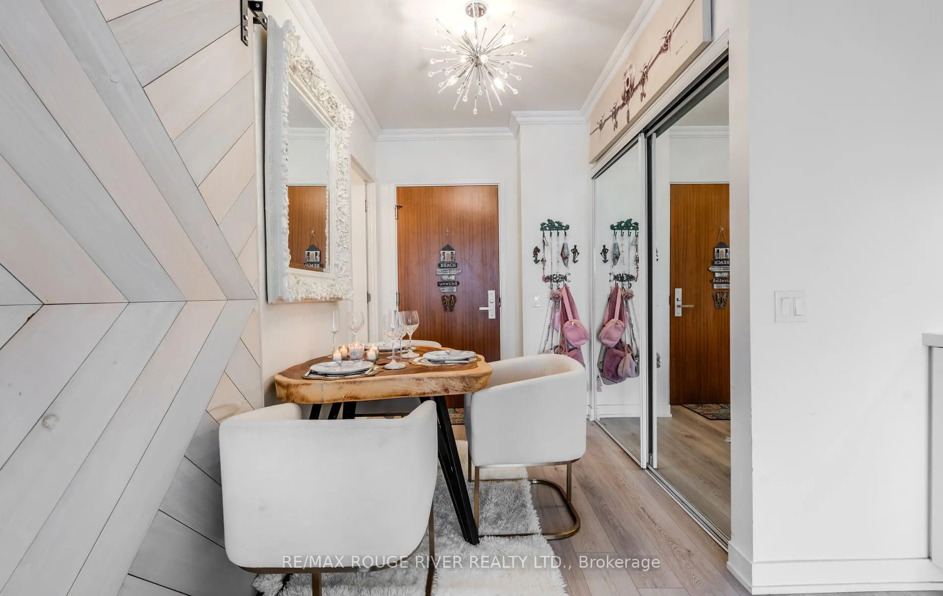 15 Queens Quay E, #921