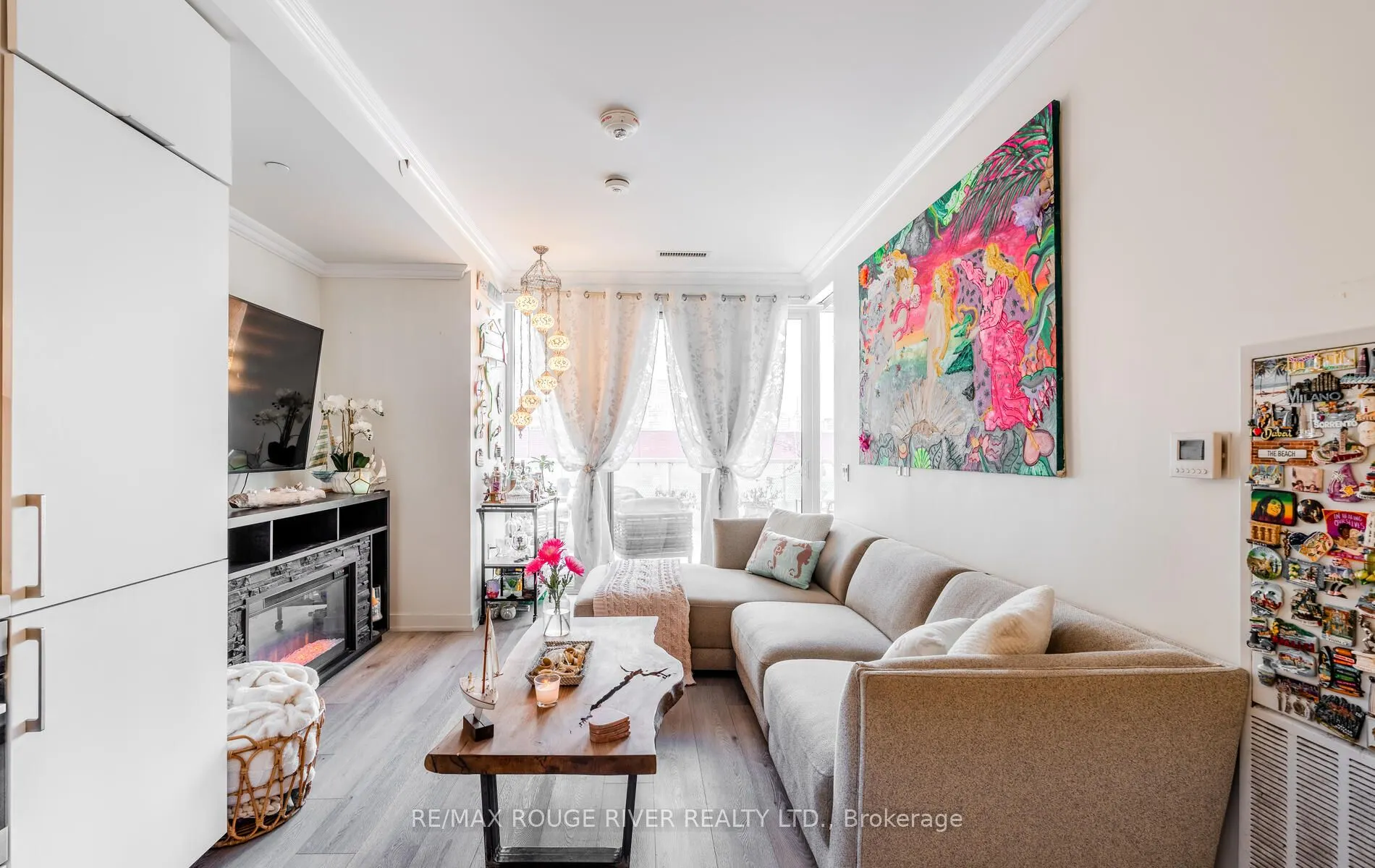 15 Queens Quay E, #921