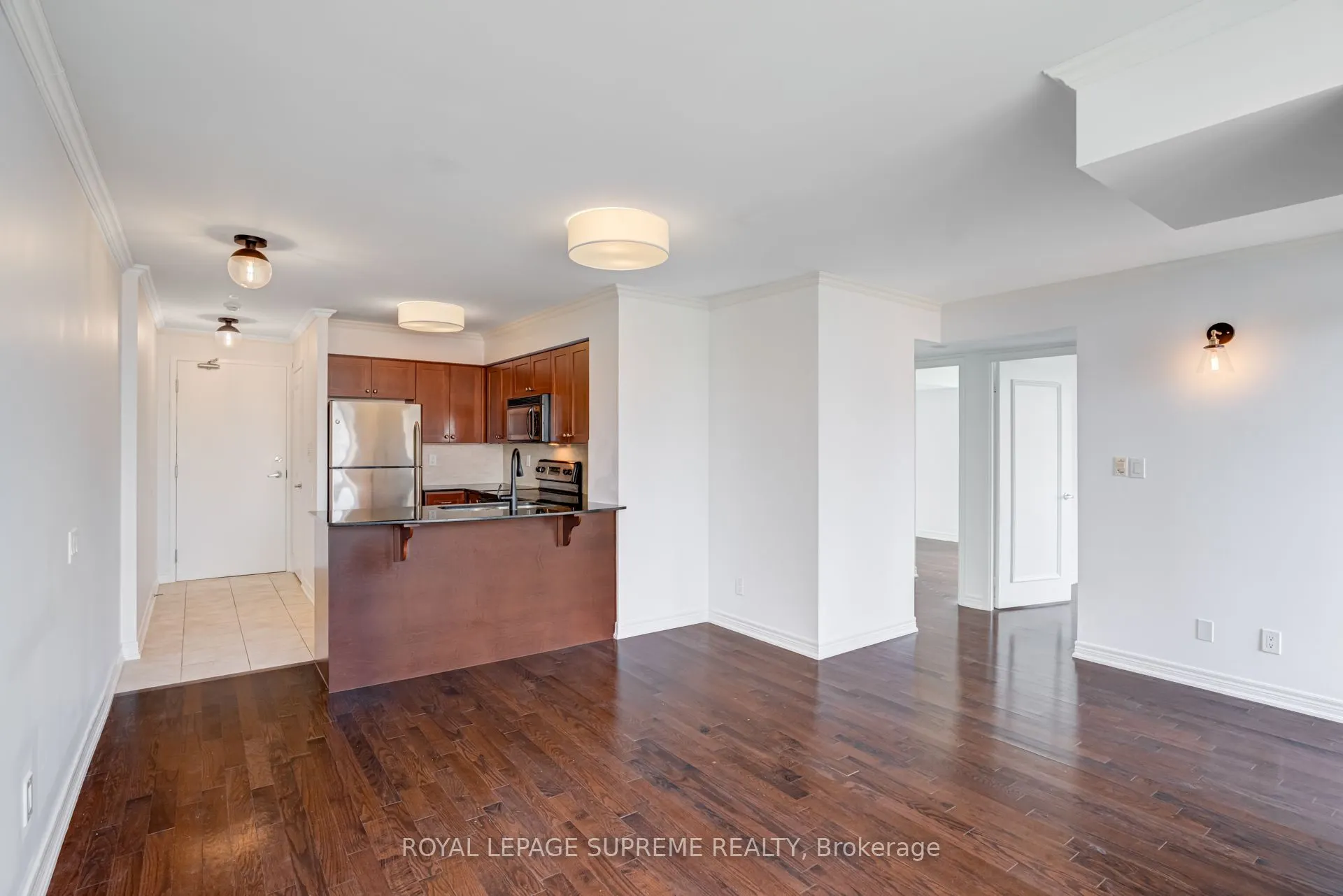60 St Clair Avenue W, #1107