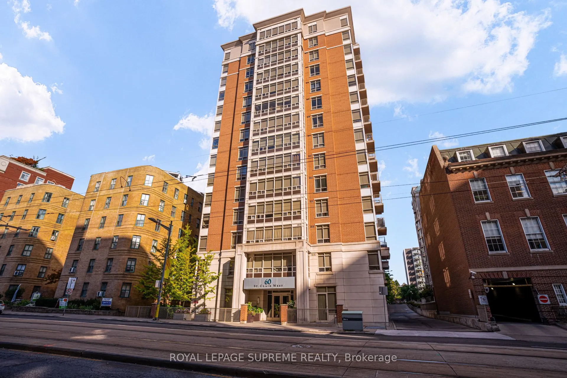 60 St Clair Avenue W, #1107