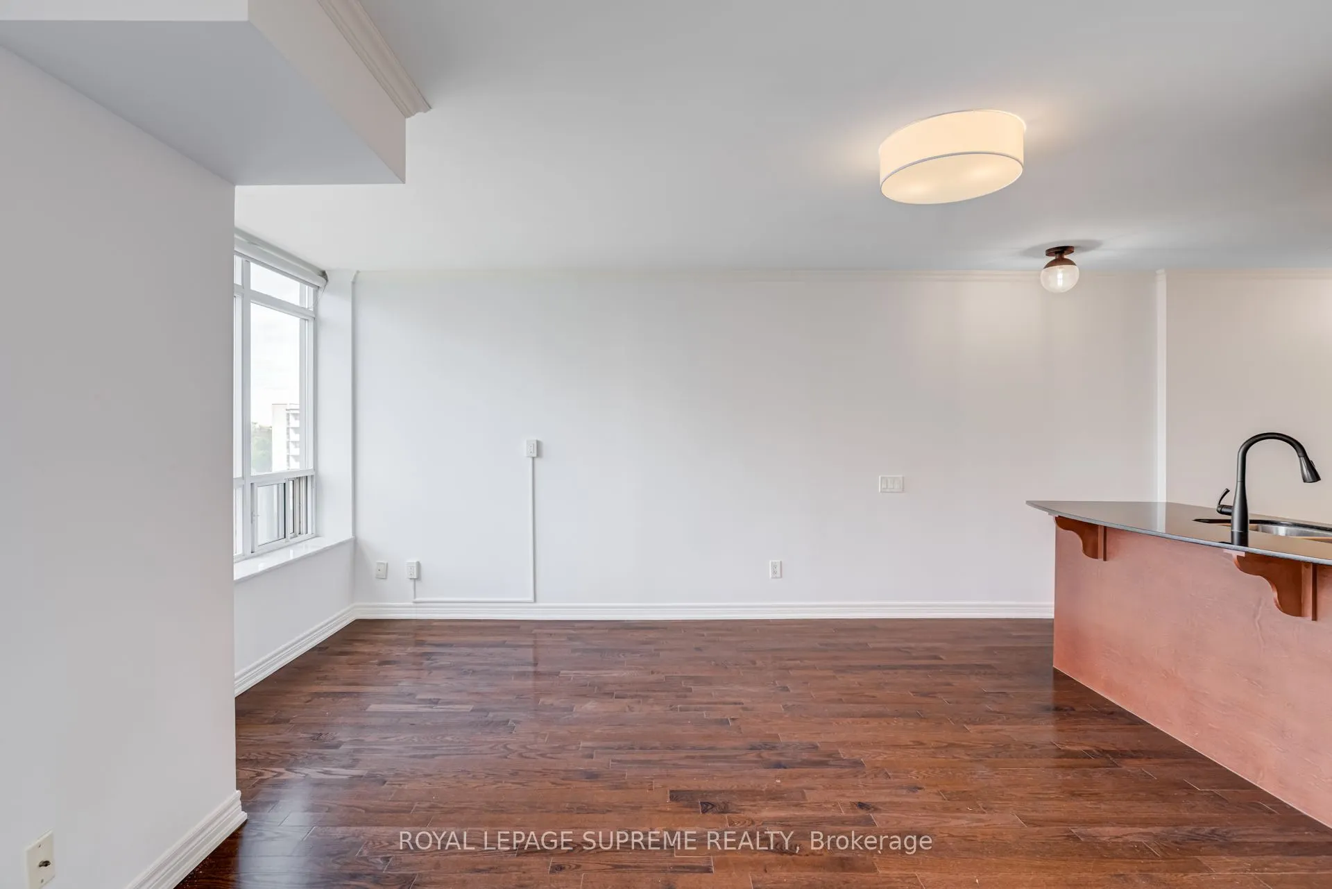 60 St Clair Avenue W, #1107