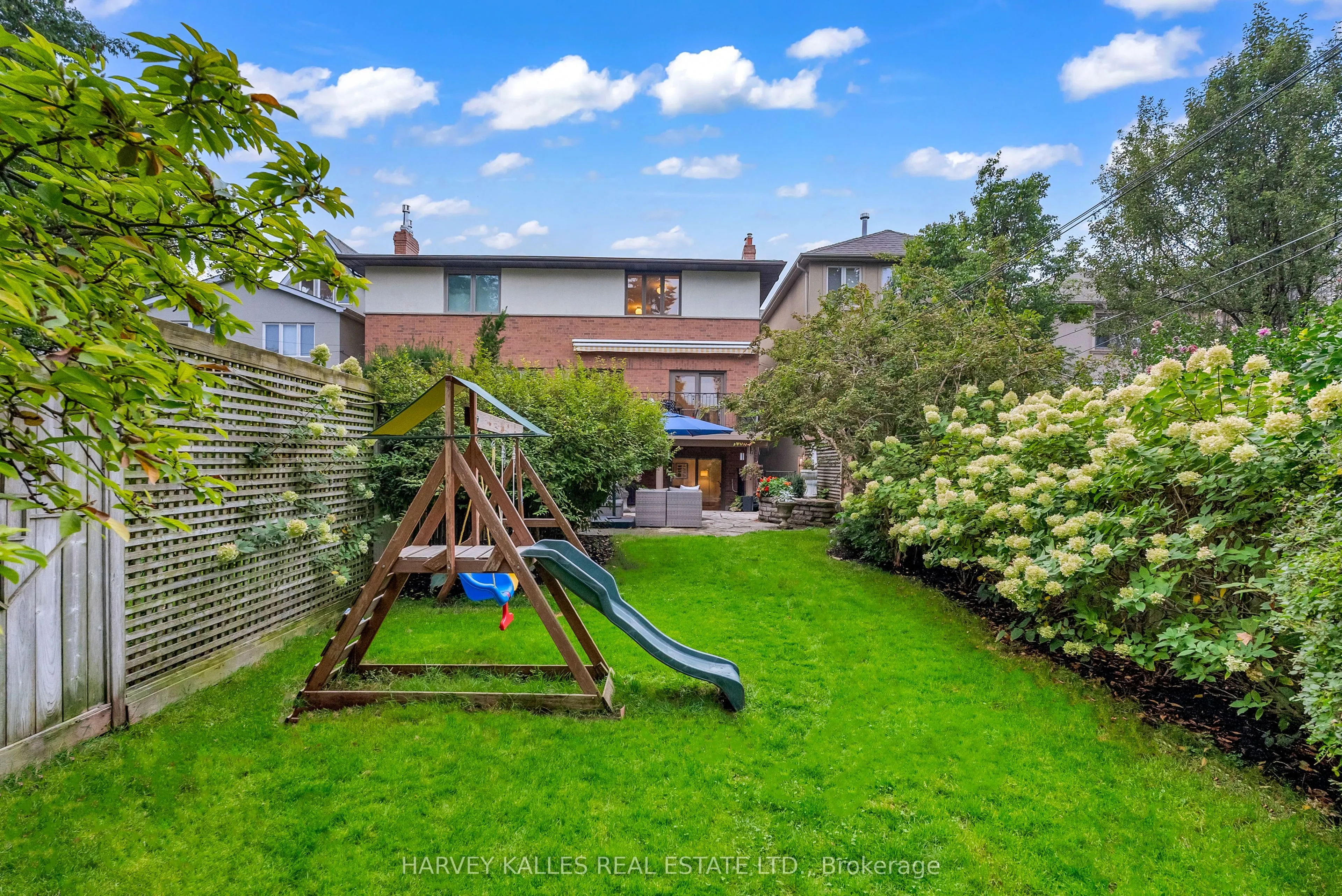 687 Soudan Avenue