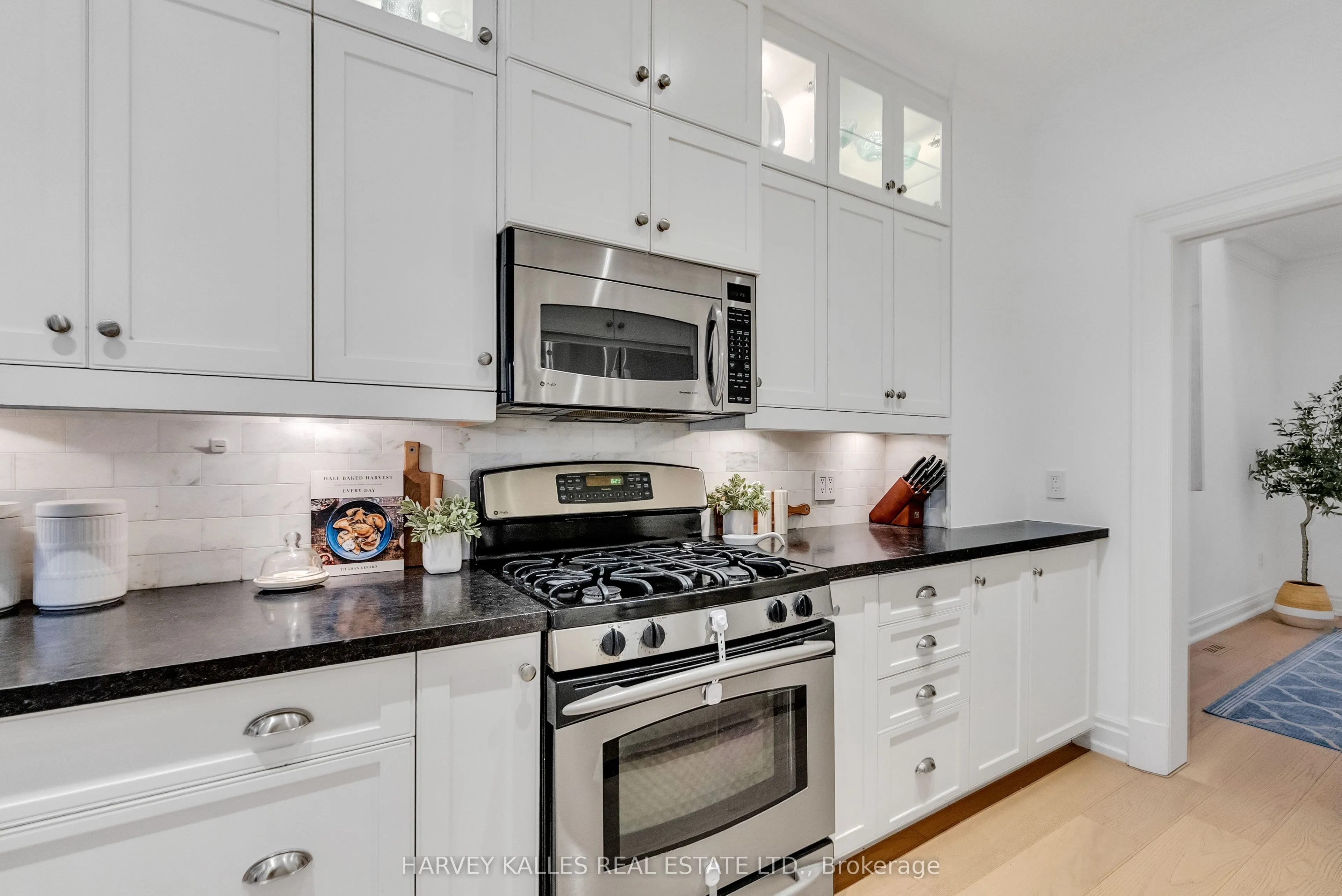 687 Soudan Avenue
