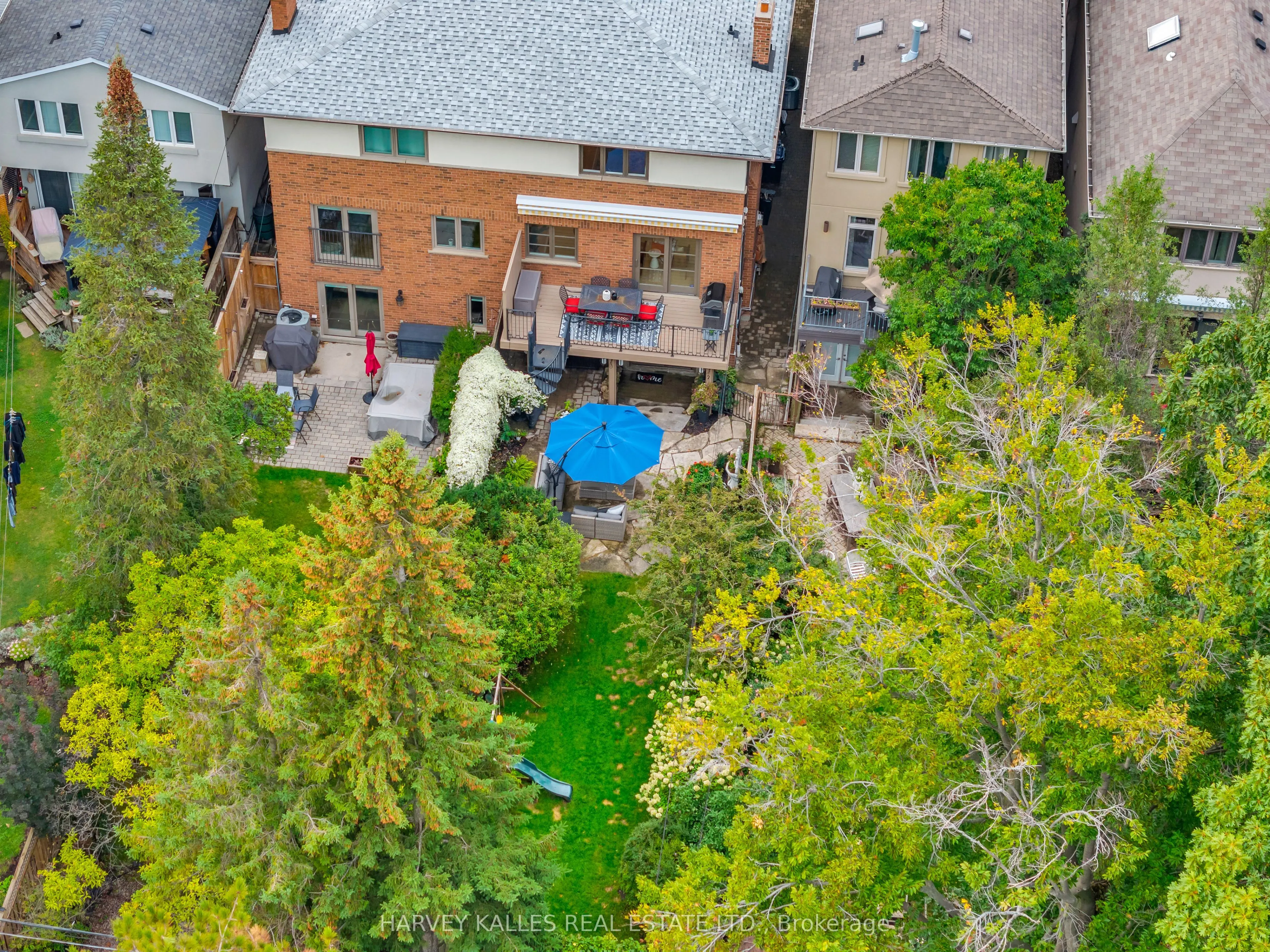 687 Soudan Avenue