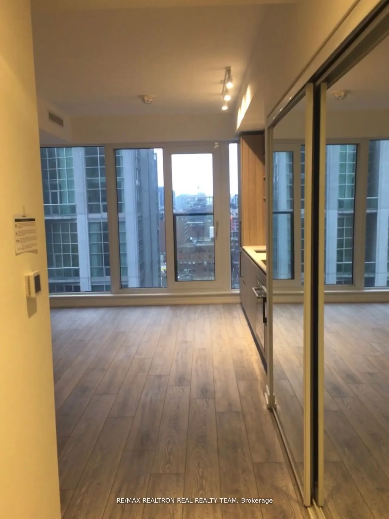 55 Mercer Street, #1603
