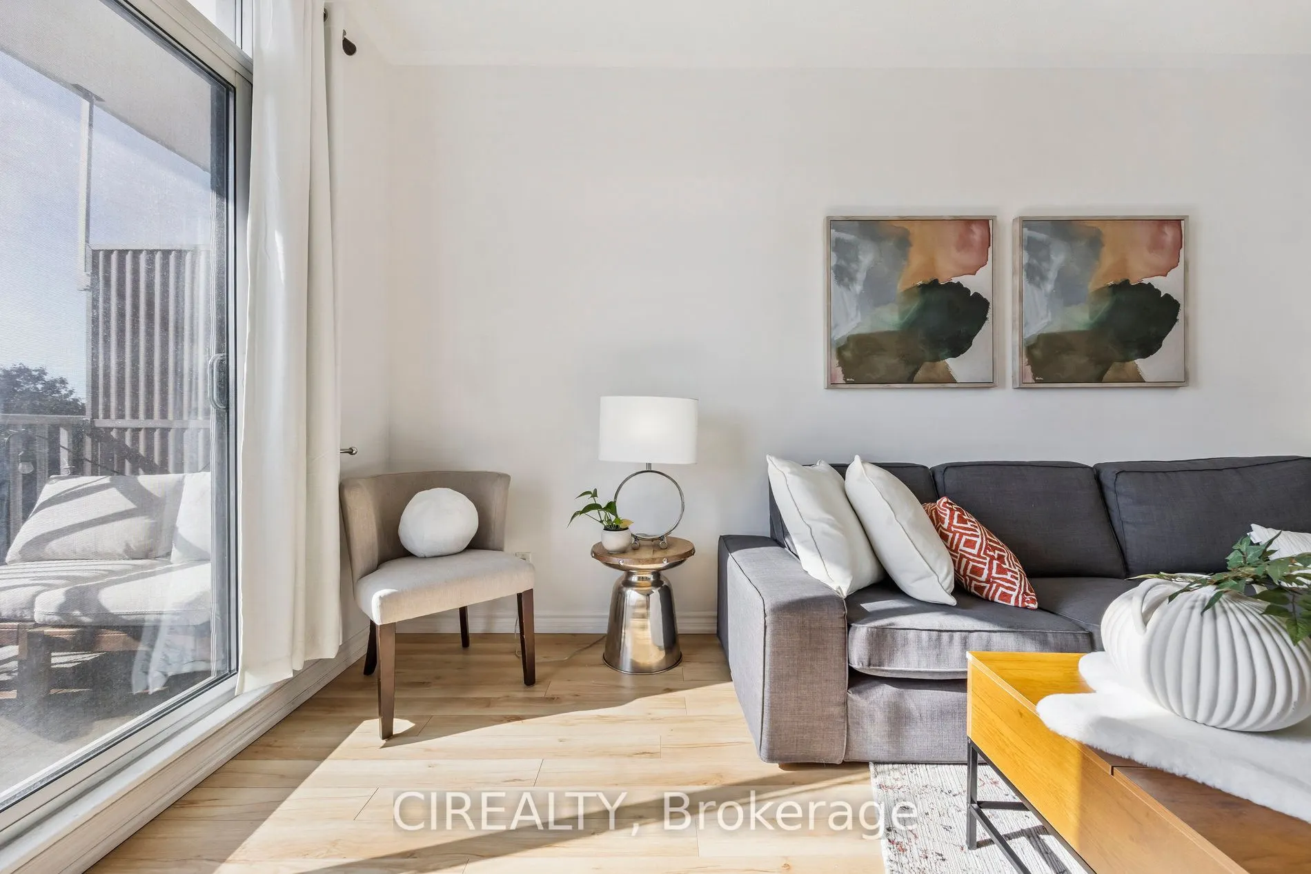 4200 Bathurst Street, #413