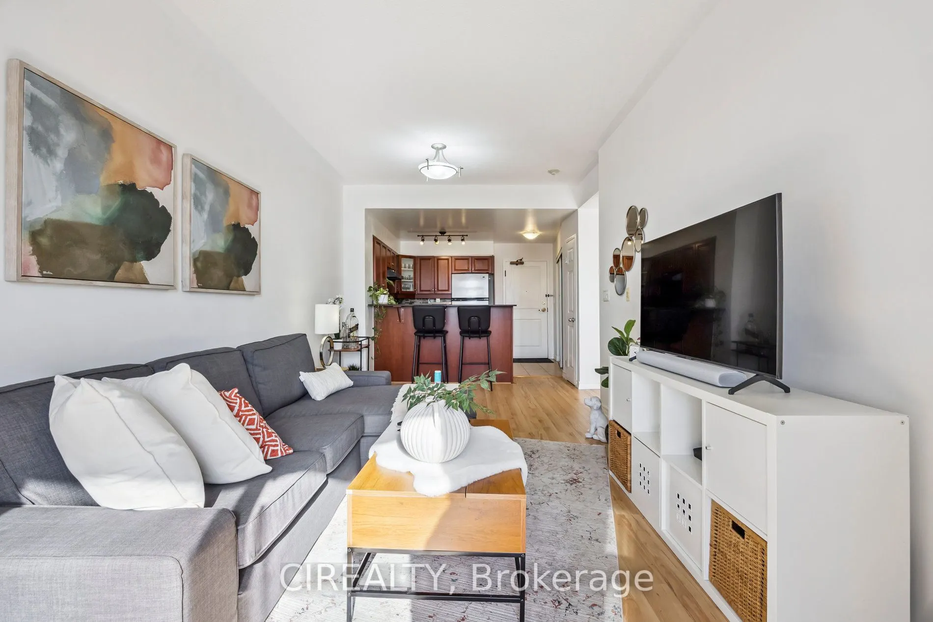 4200 Bathurst Street, #413