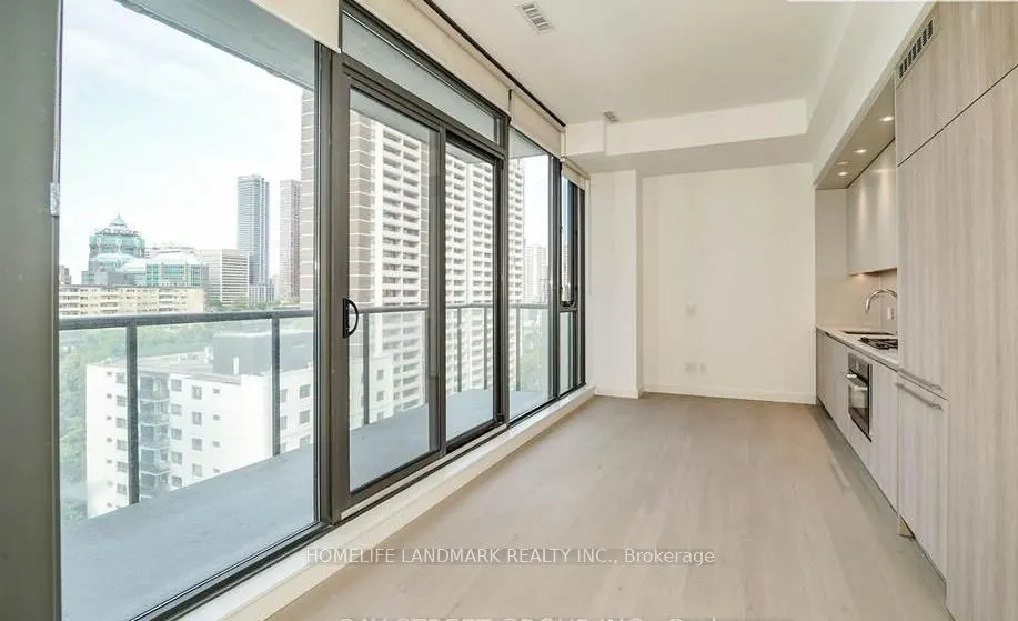 81 Wellesley Street E, #1108