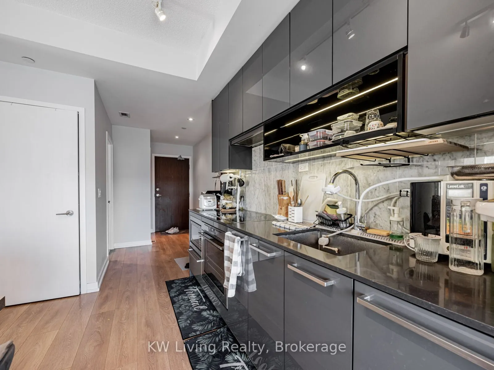 115 McMahon Drive, #3710