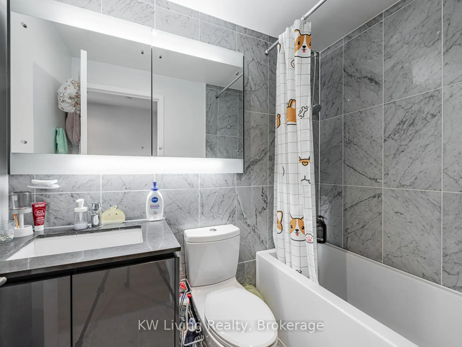 115 McMahon Drive, #3710