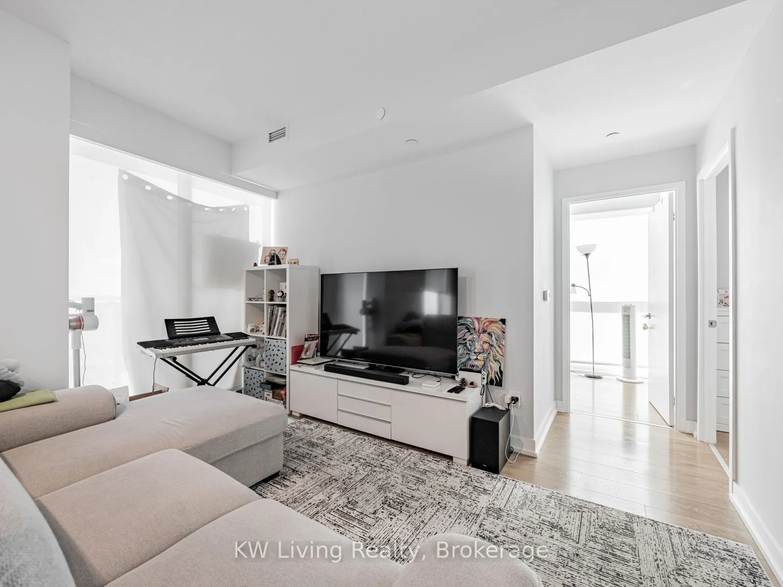 115 McMahon Drive, #3710