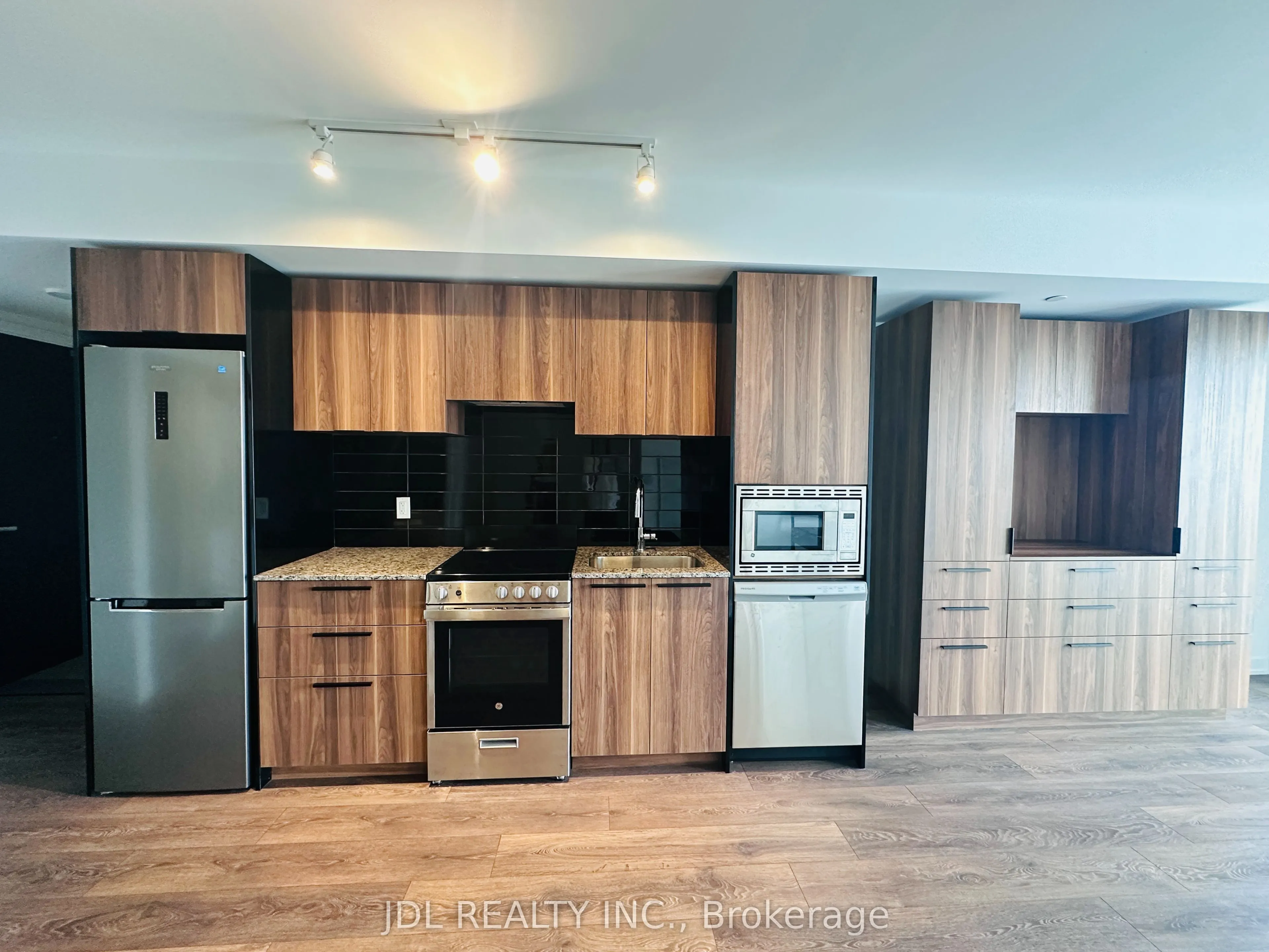 501 Yonge Street, #4507
