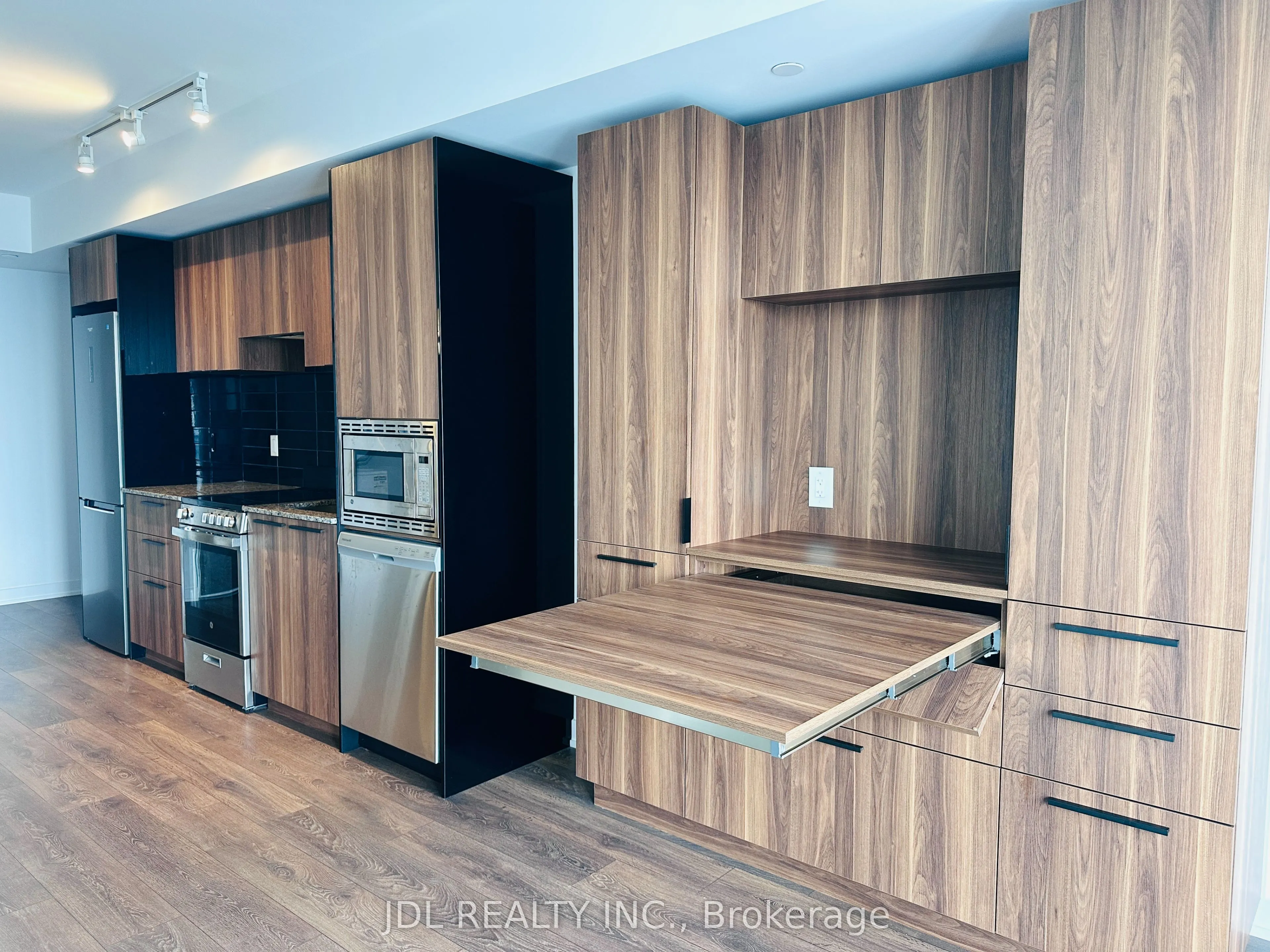 501 Yonge Street, #4507