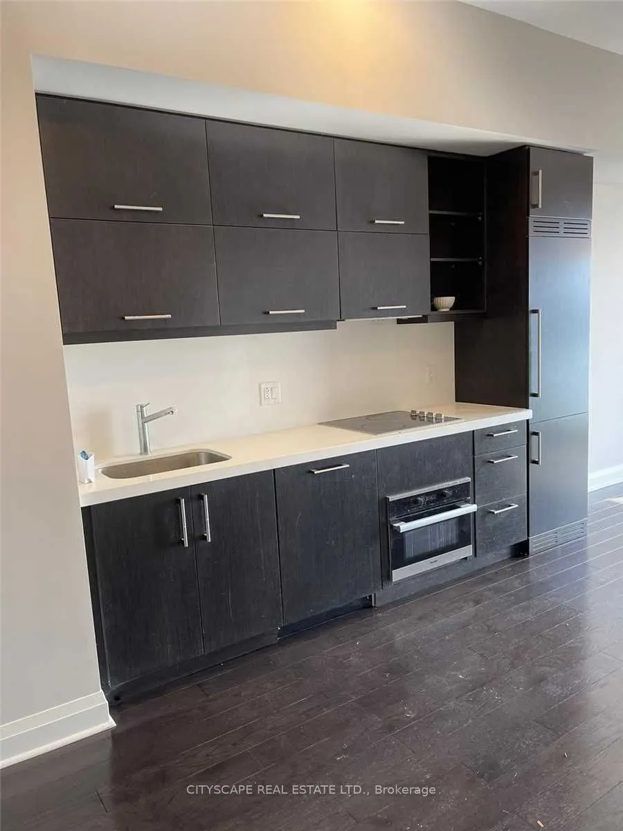 1080 Bay Street, #5303