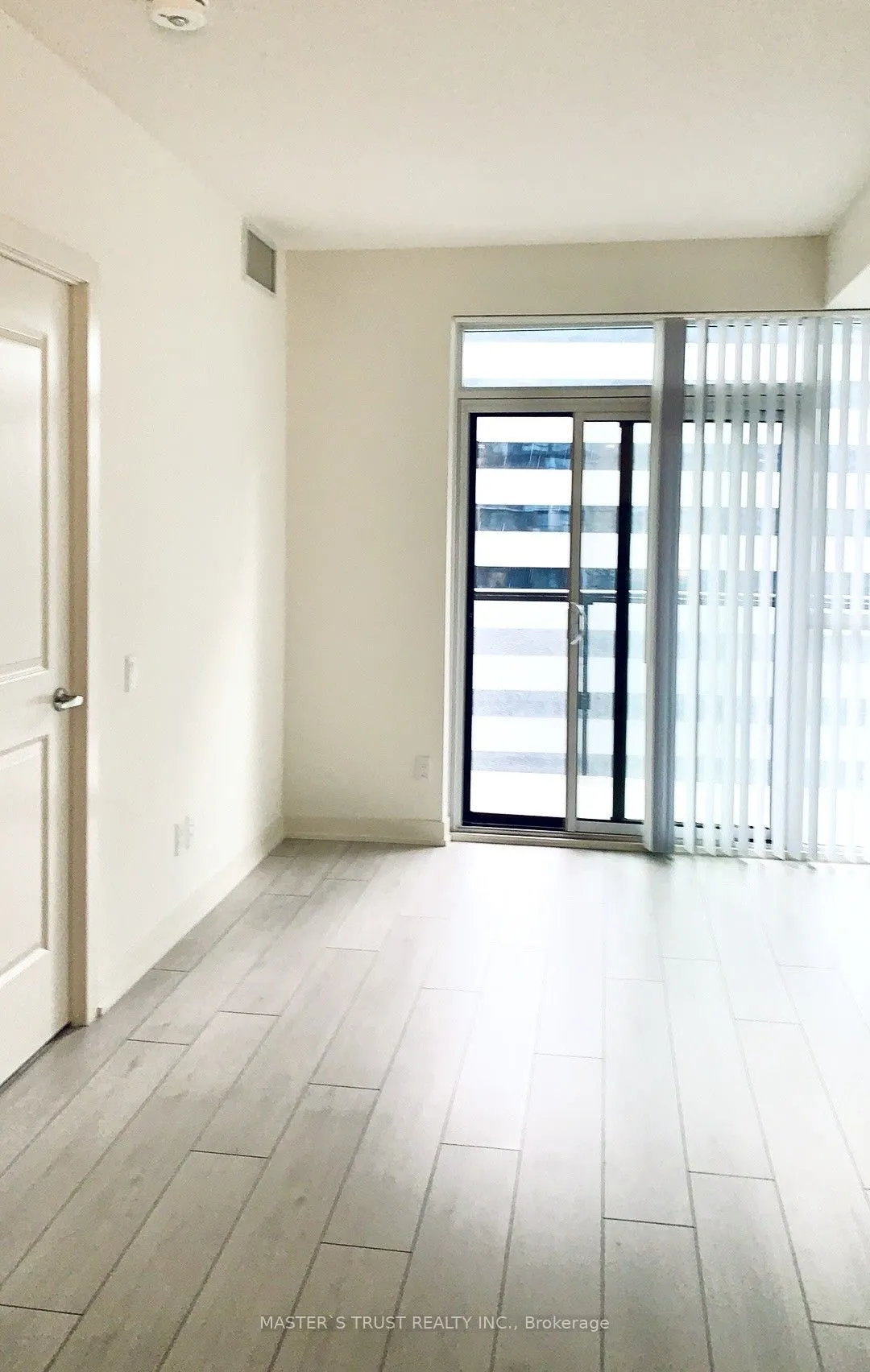 4955 YONGE Street, #2111