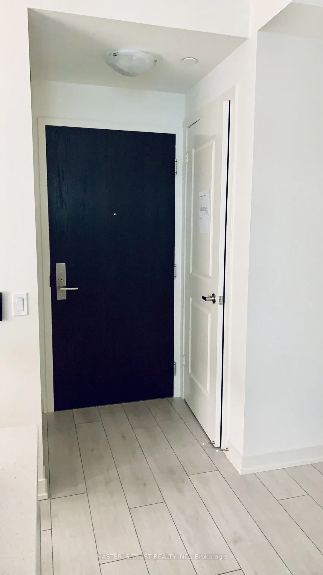 4955 YONGE Street, #2111