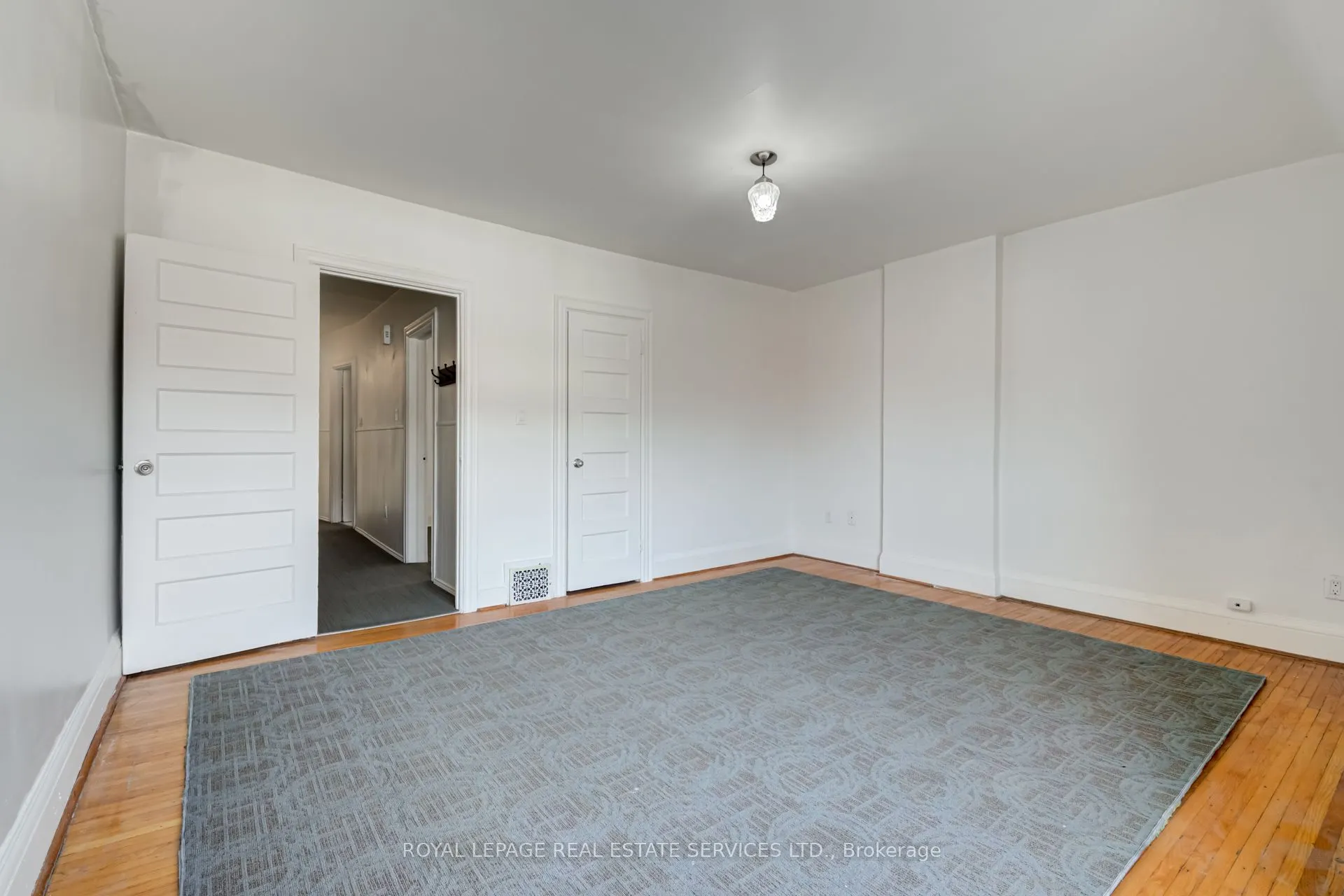 1239 College Street, #2nd Flr