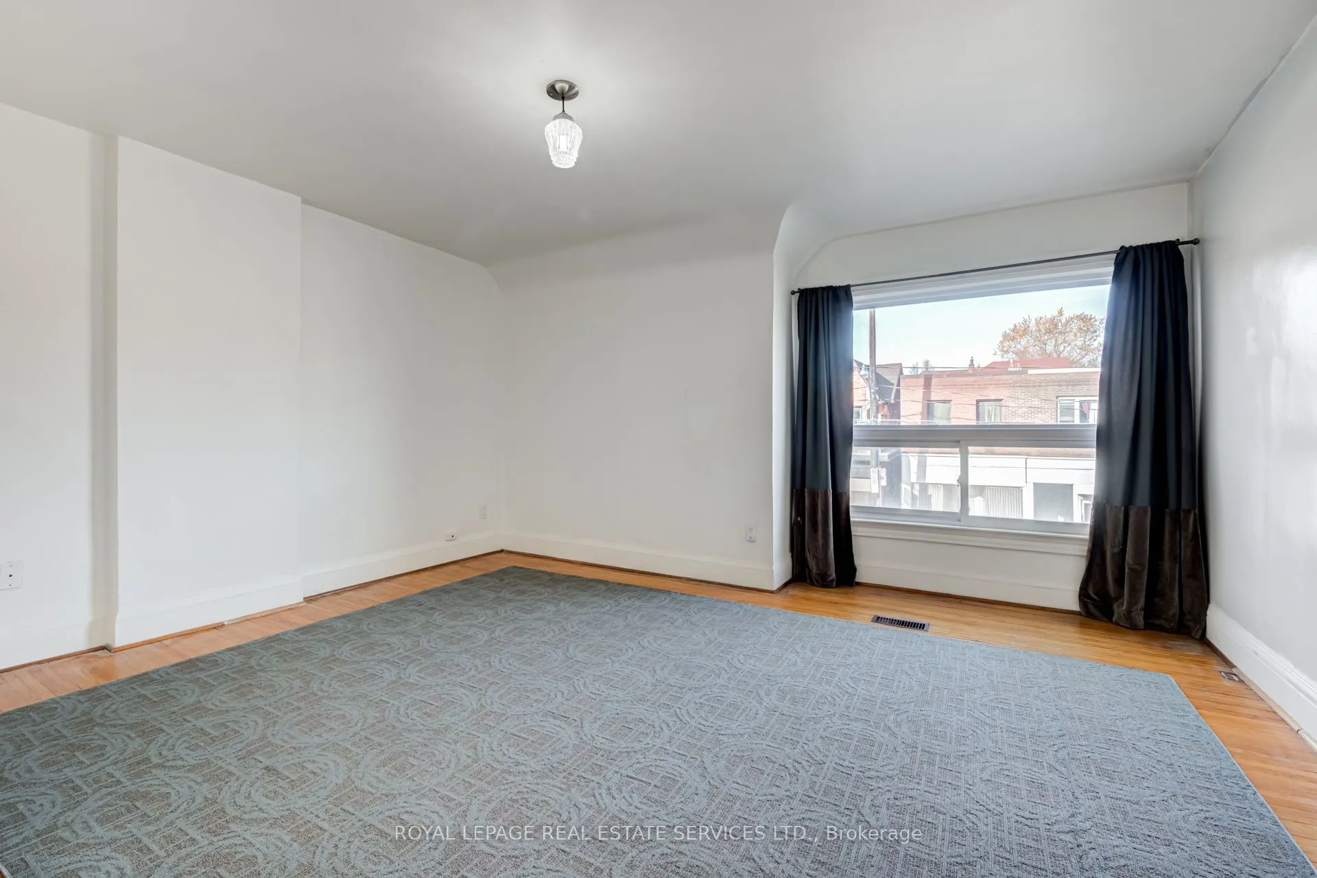 1239 College Street, #2nd Flr