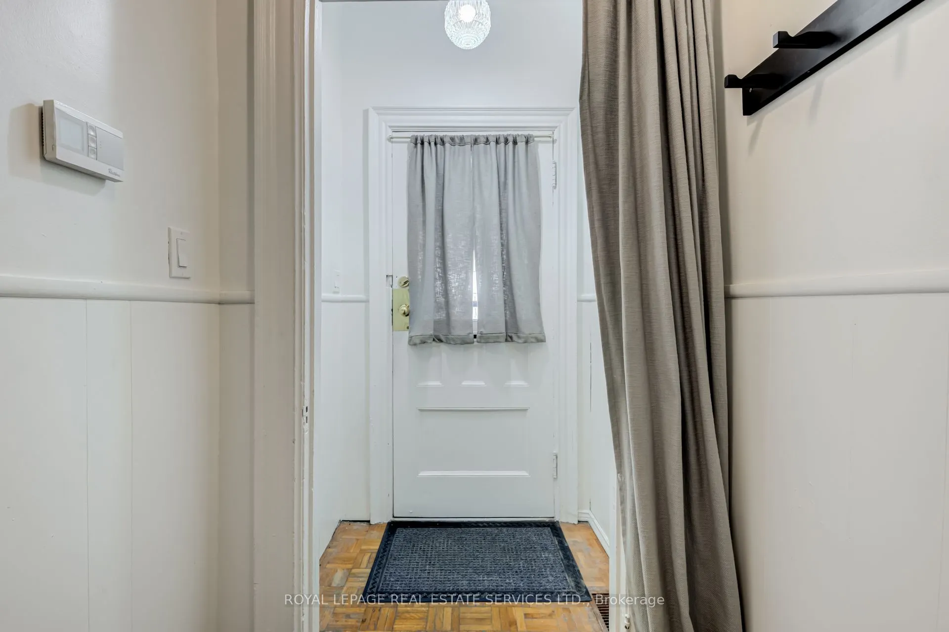 1239 College Street, #2nd Flr