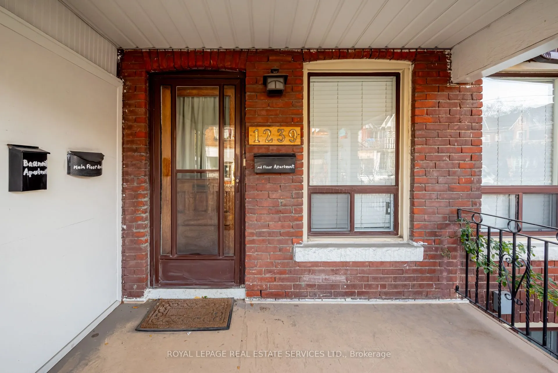 1239 College Street, #2nd Flr
