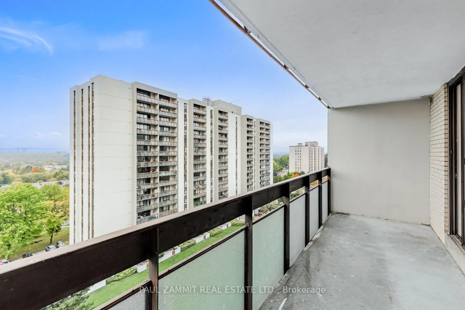 350 Seneca Hill Drive, #1005