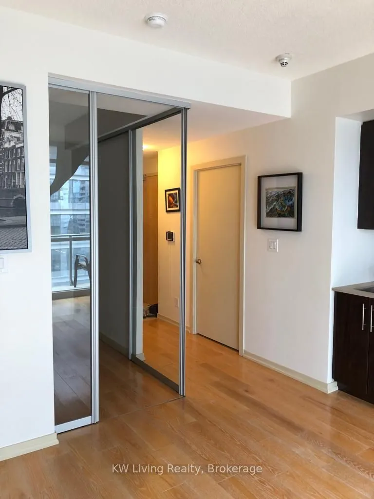 65 Bremner Boulevard, #3506