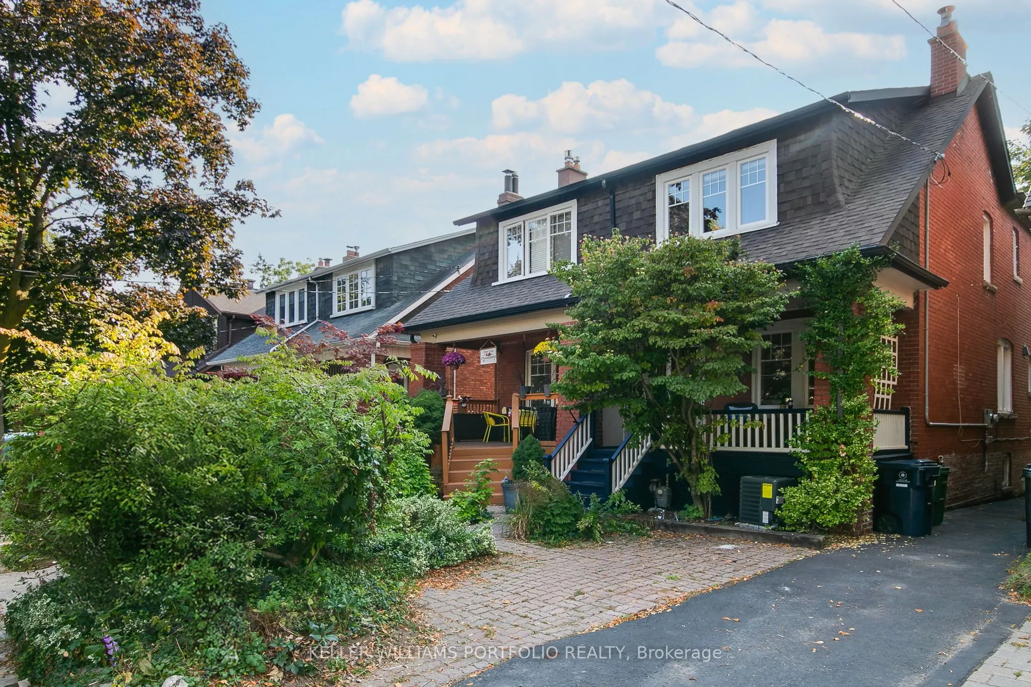 324 Forman Avenue