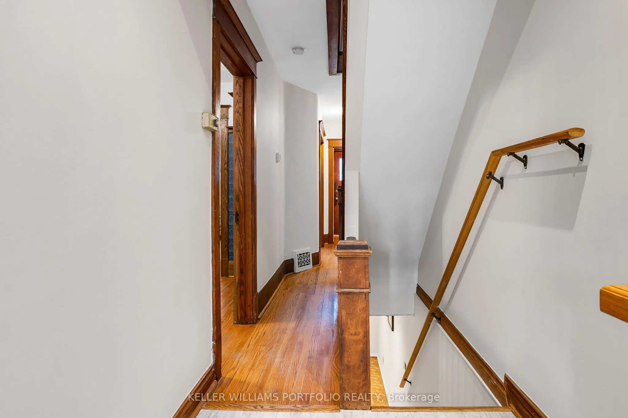 324 Forman Avenue