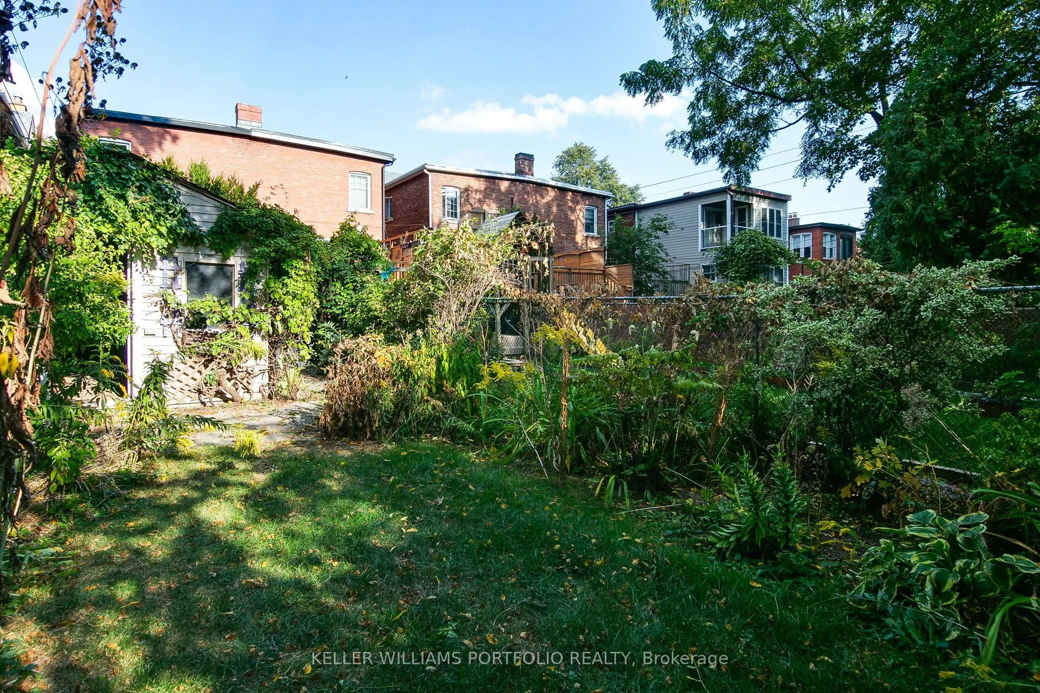 324 Forman Avenue