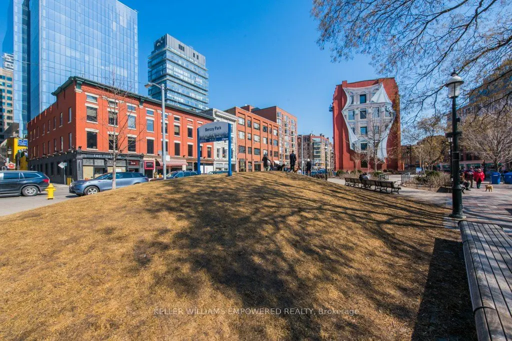 189 Queen Street E, #5