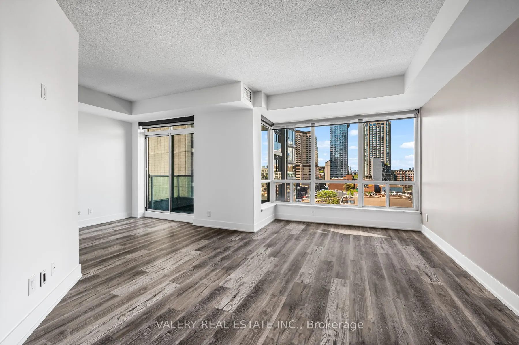 61 Yorkville Avenue, #1011