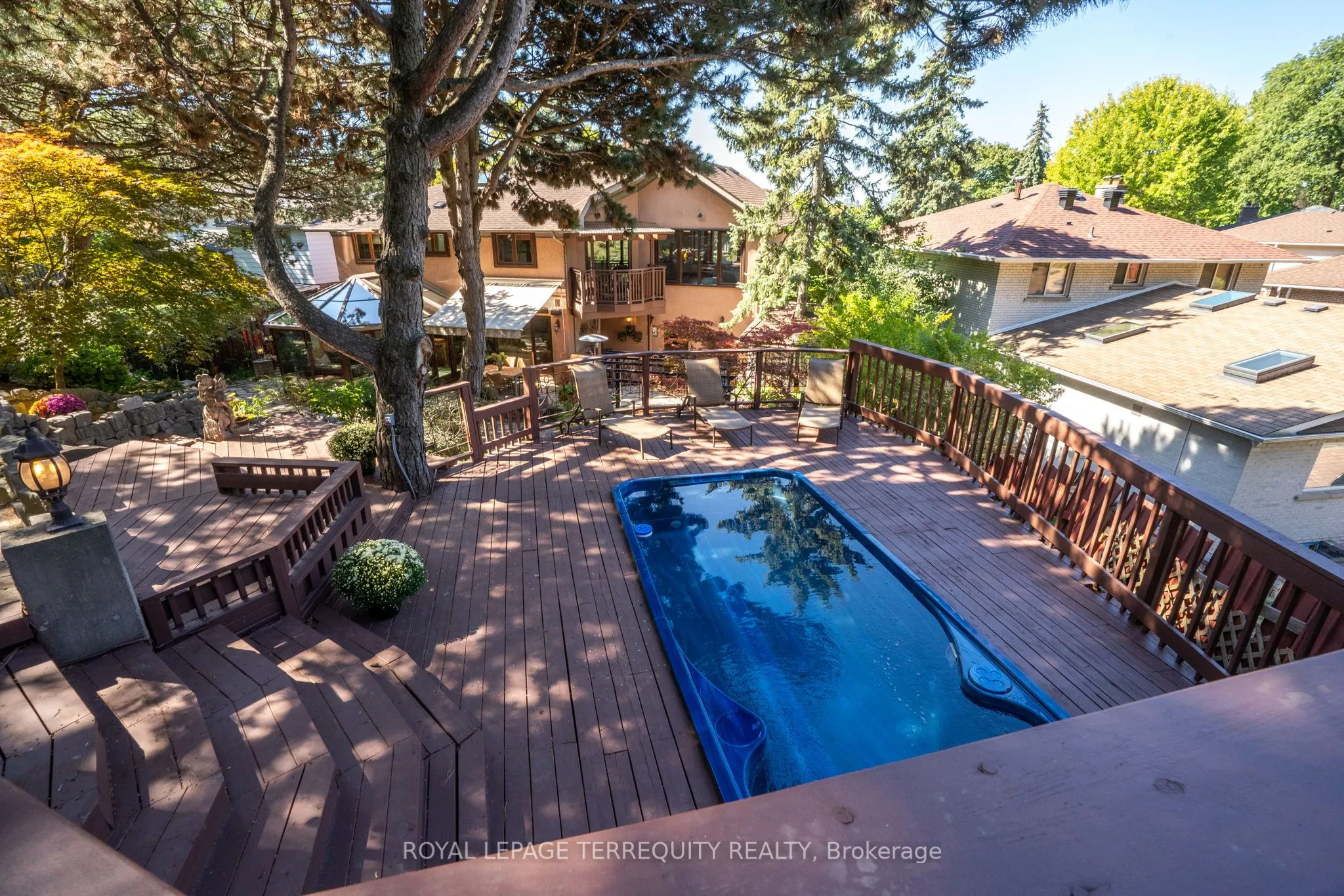 50 Skyview Crescent