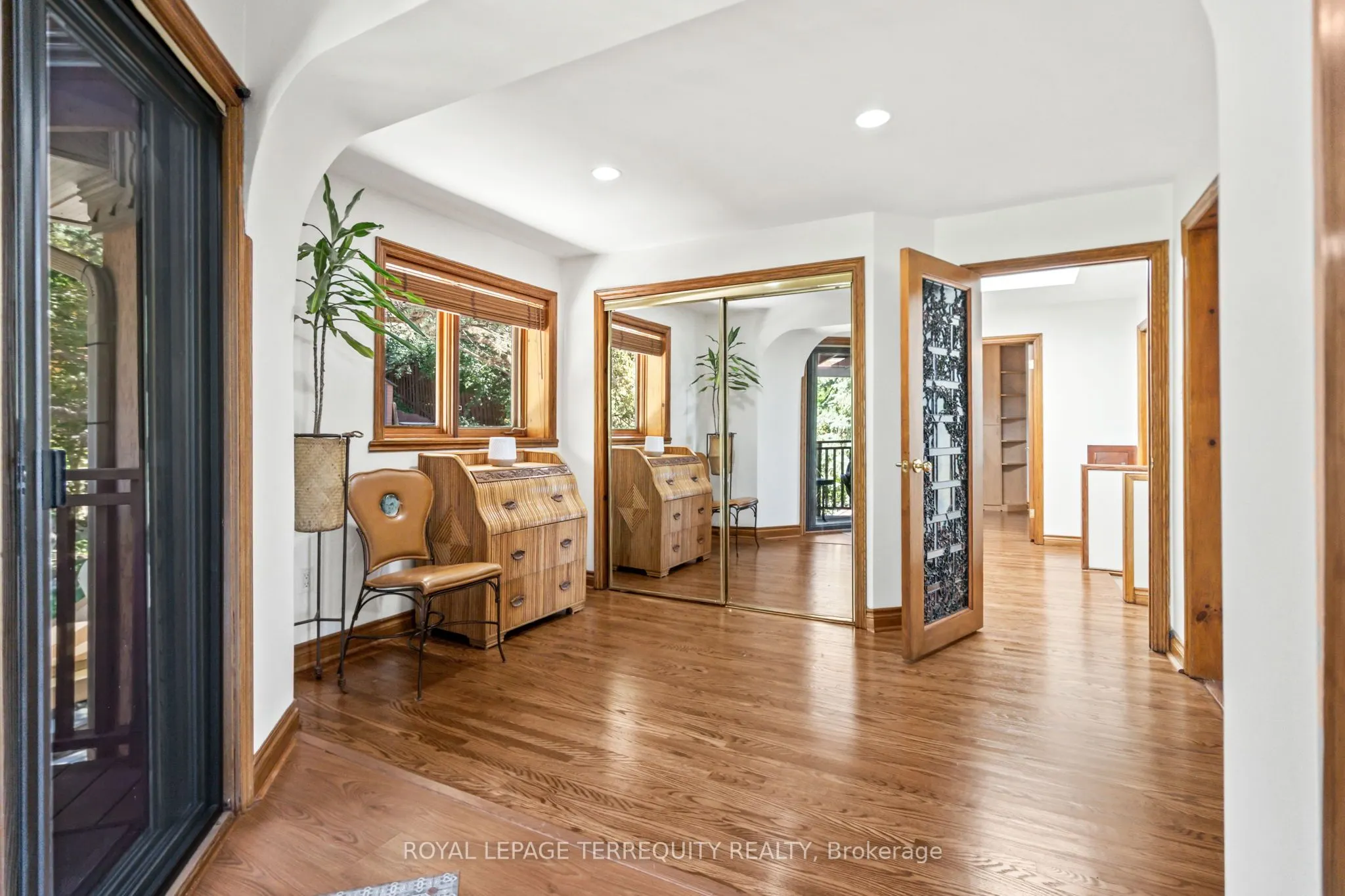 50 Skyview Crescent