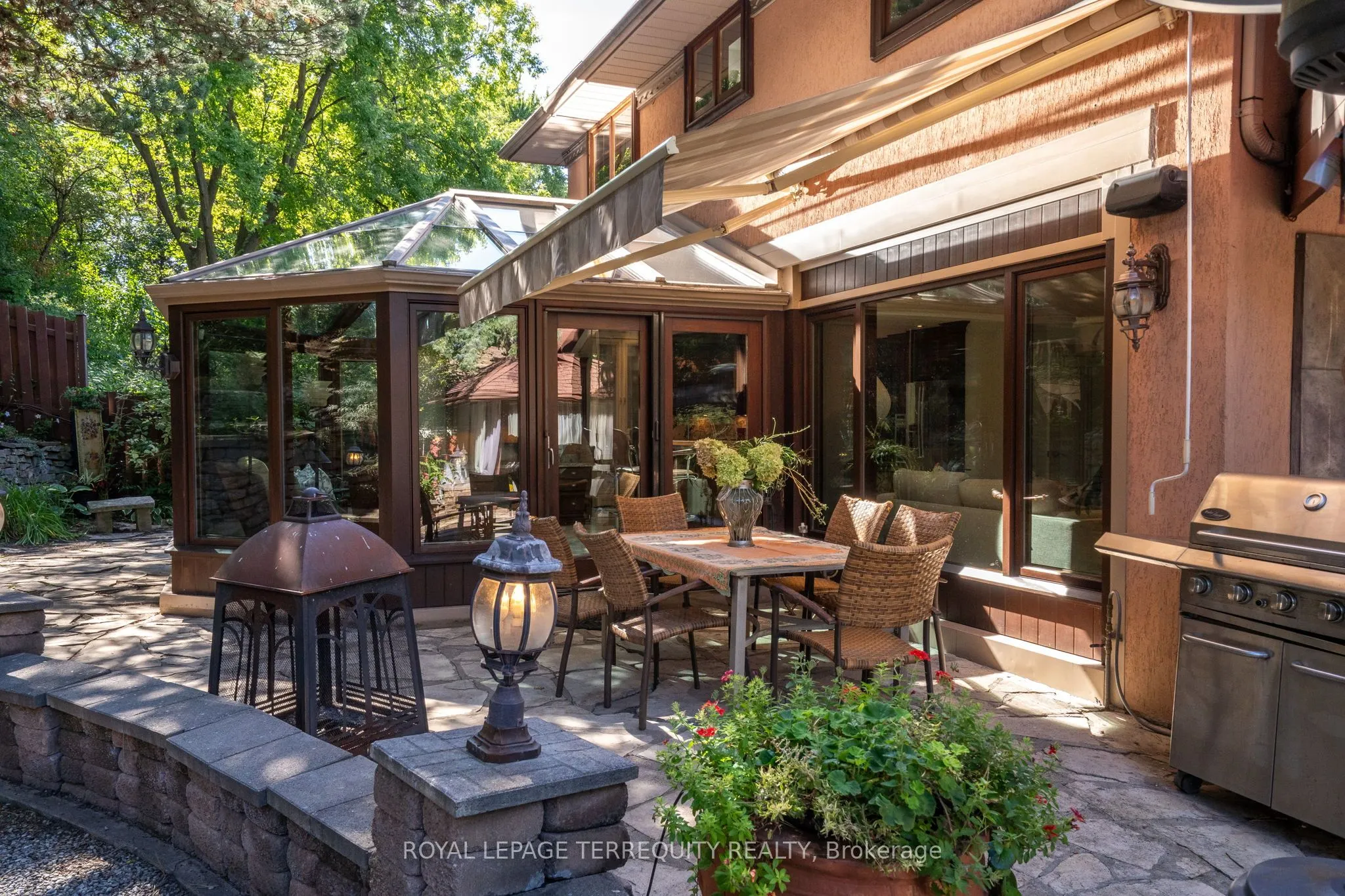 50 Skyview Crescent