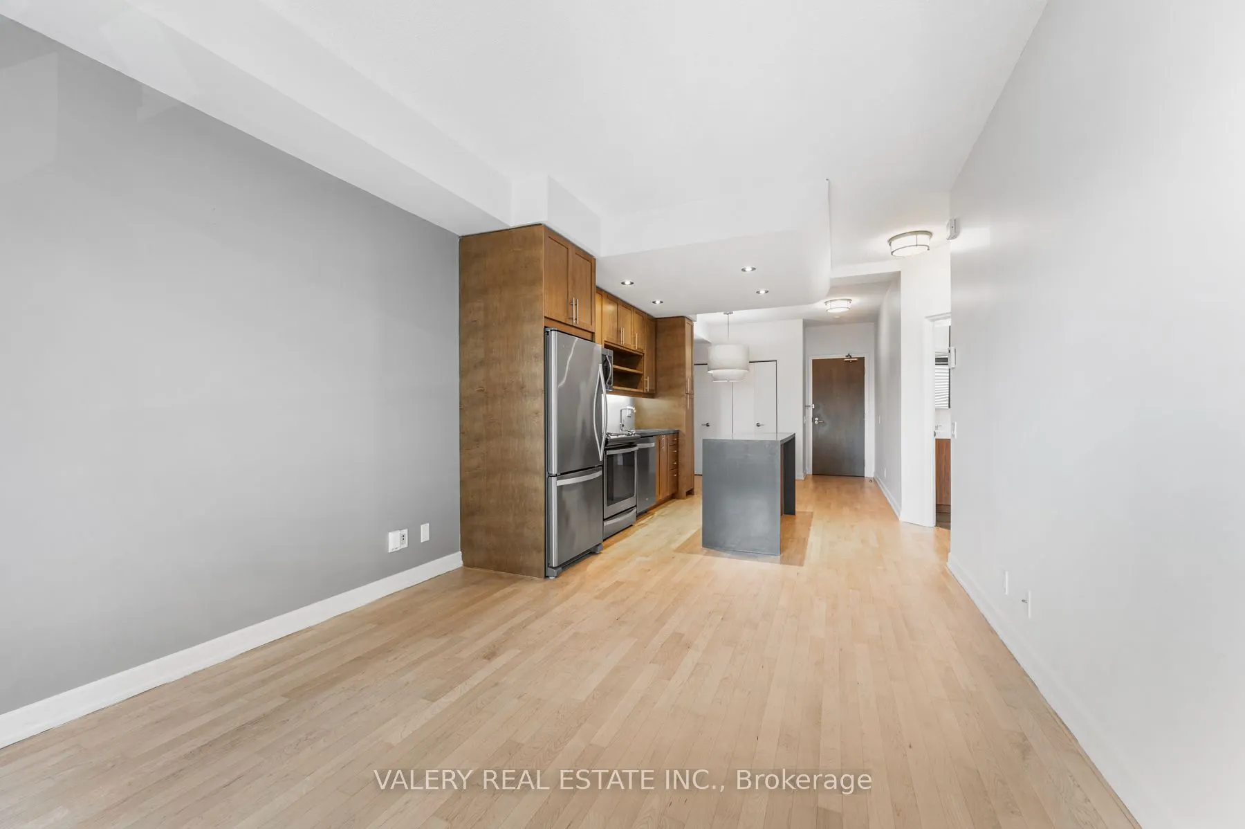 61 Yorkville Avenue, #514