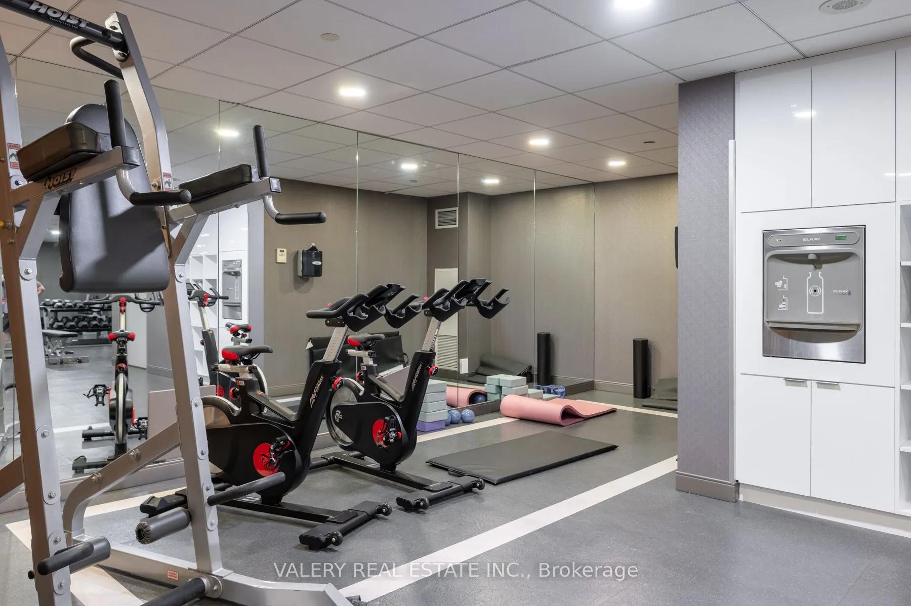 61 Yorkville Avenue, #514