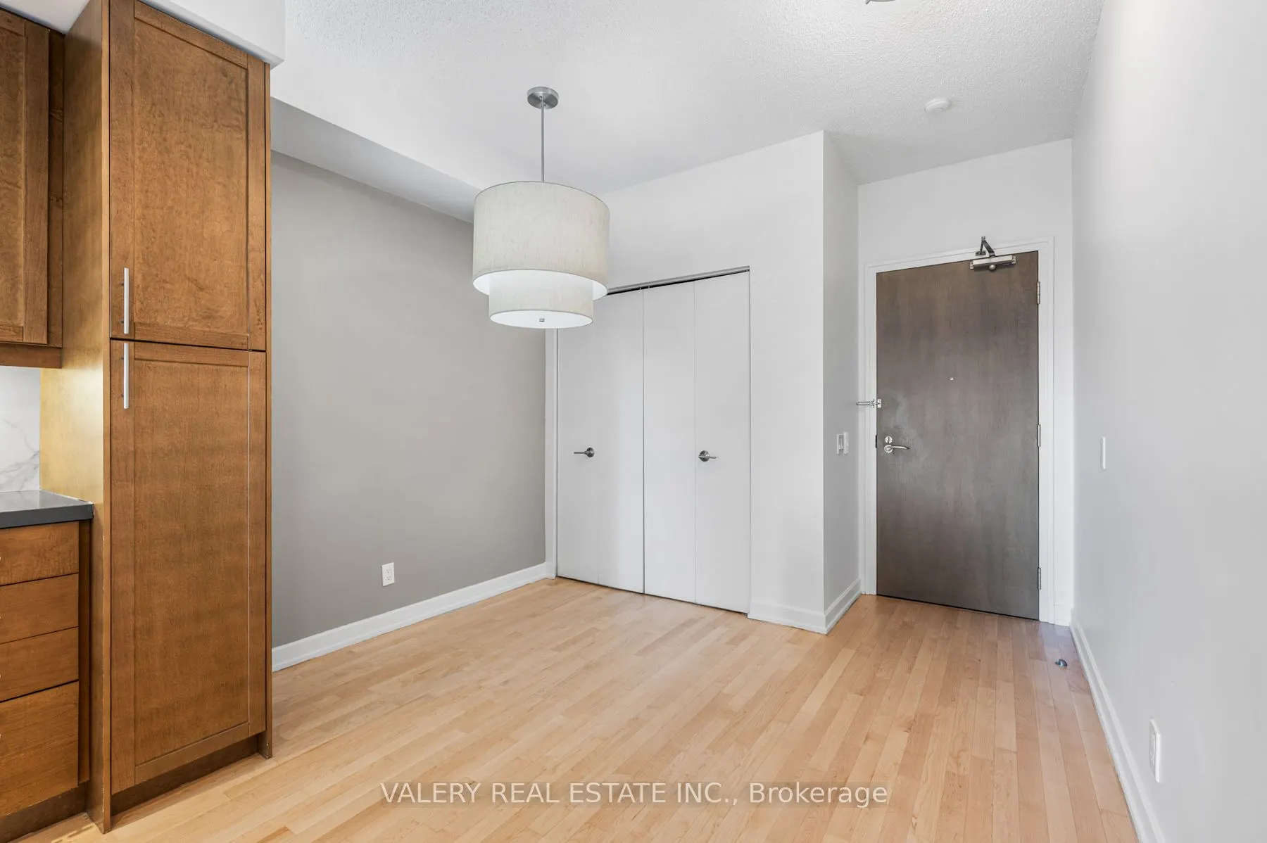 61 Yorkville Avenue, #514
